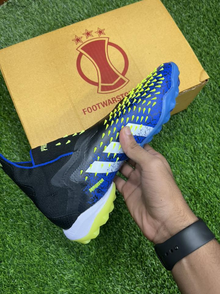 Footwar Futsal - The Most Famous turfs in Bangladesh 🇧🇩... | Facebook