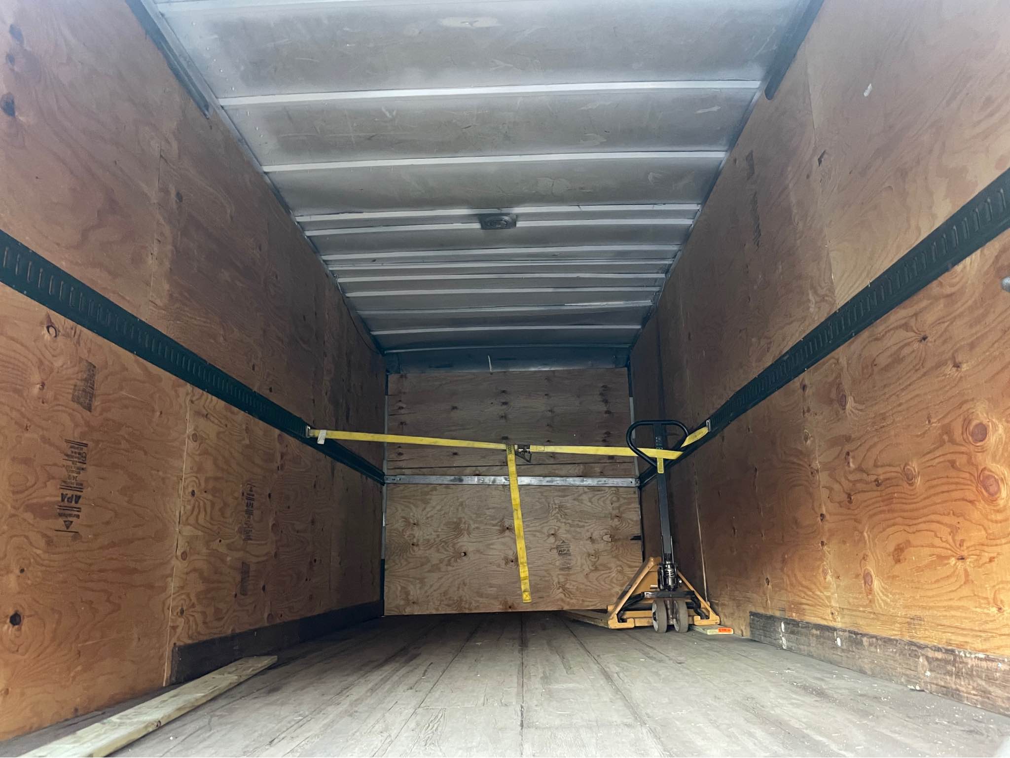 Straight Box Trucks Owner Operators | Box truck | Facebook