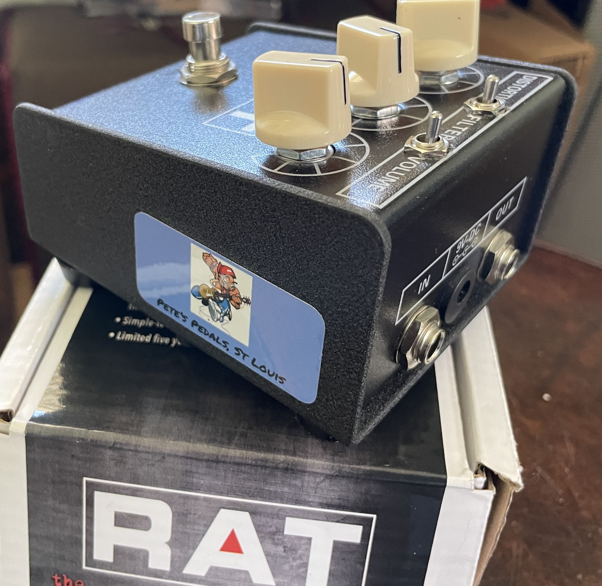 Mint condition Ikebe 40th anniversary white Proco Rat 2