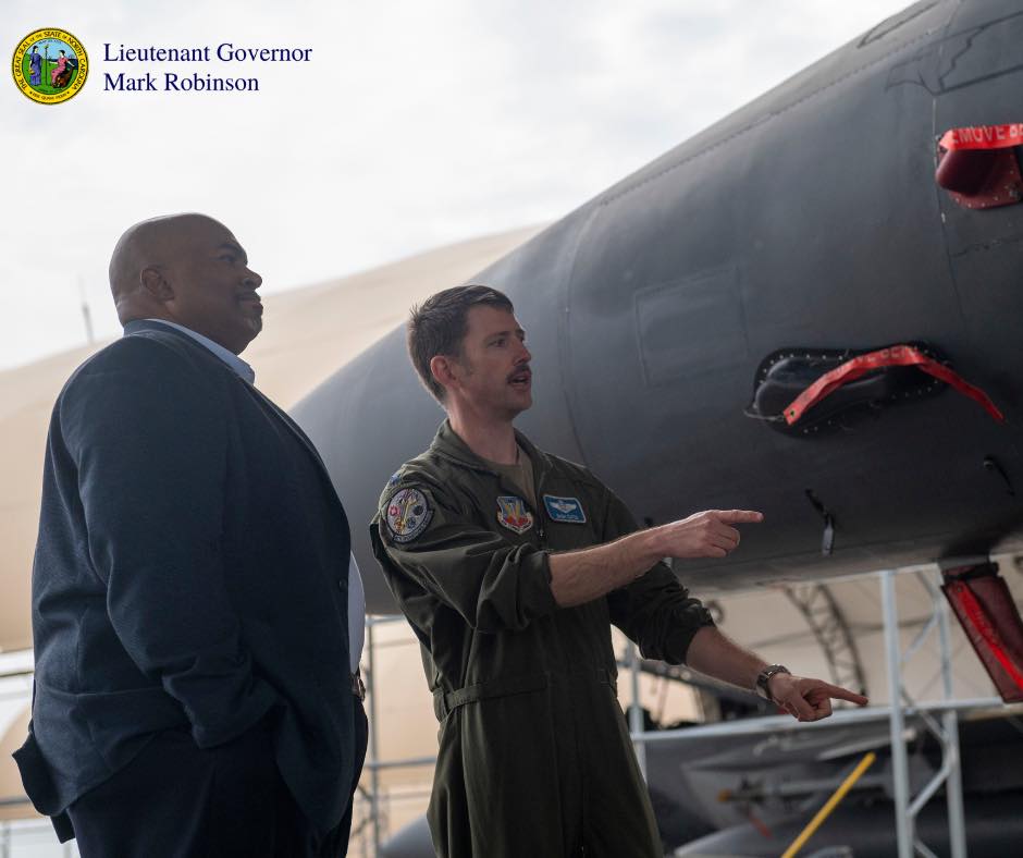 Lieutenant - Happy 77th Birthday to the United States Air Force! For 77 ...
