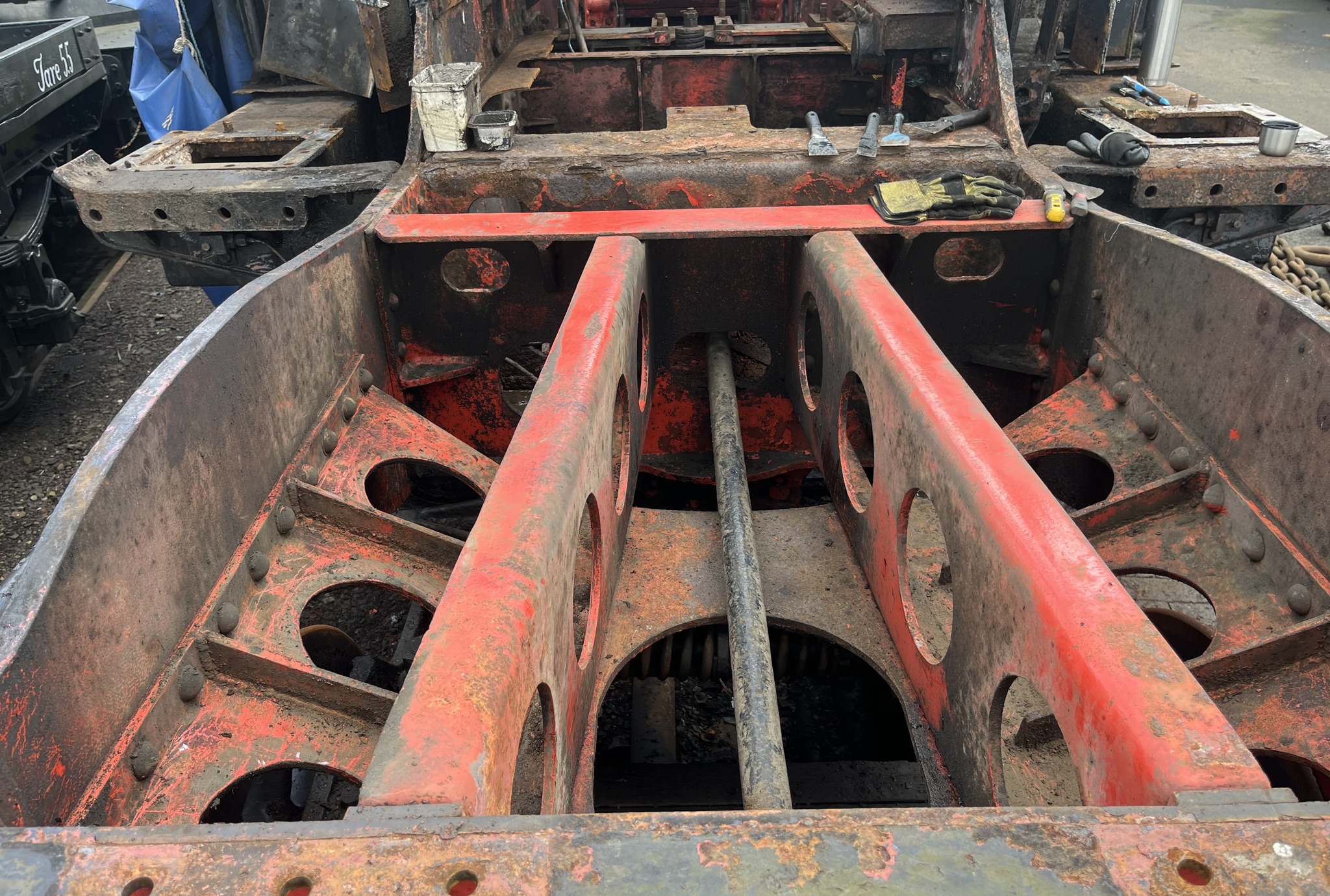 SLL - The rear of the frames, under the bunker, look pretty good ...