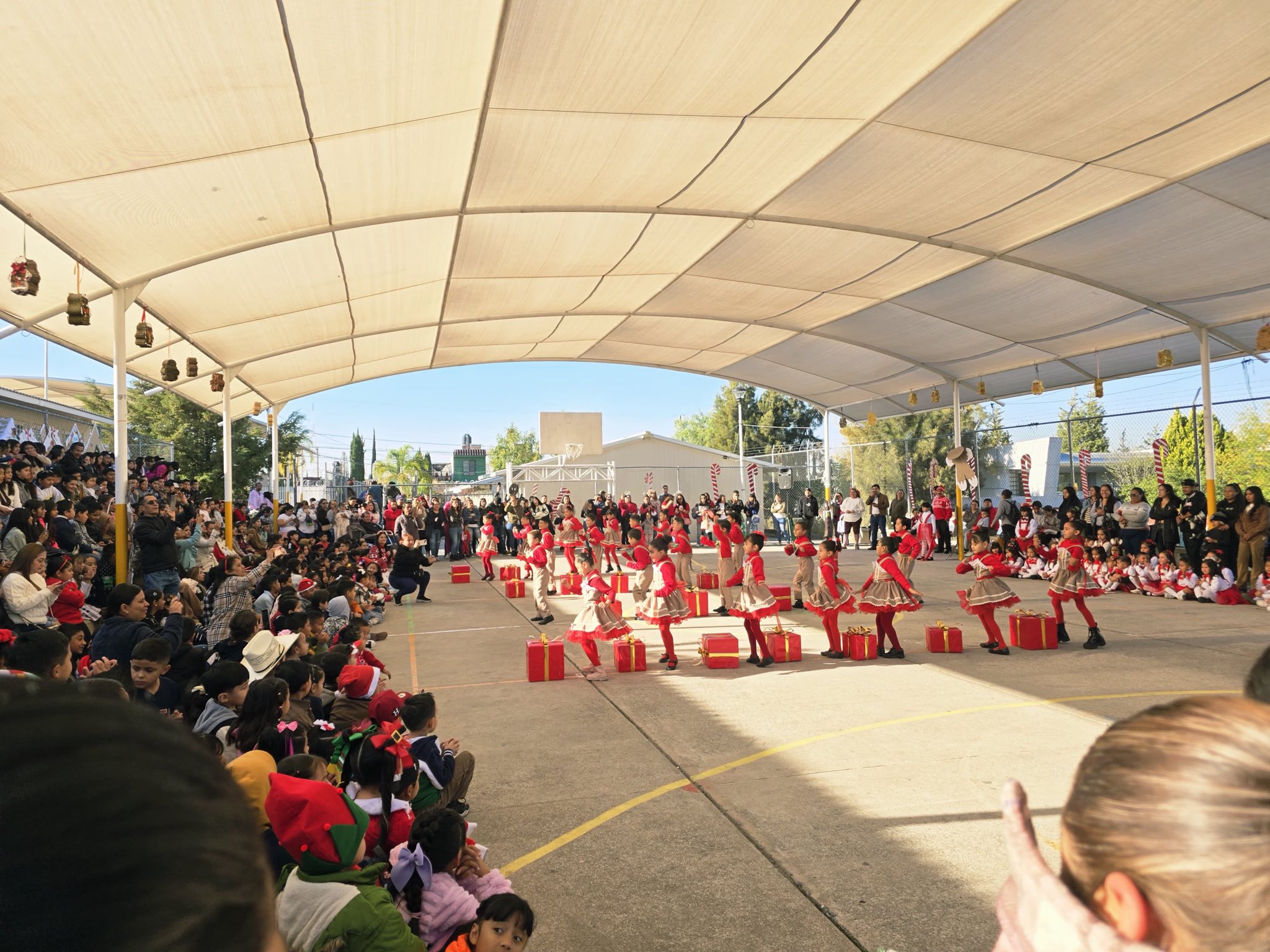Escuela Primaria "2010 Bicentenario de la Independencia de México ...