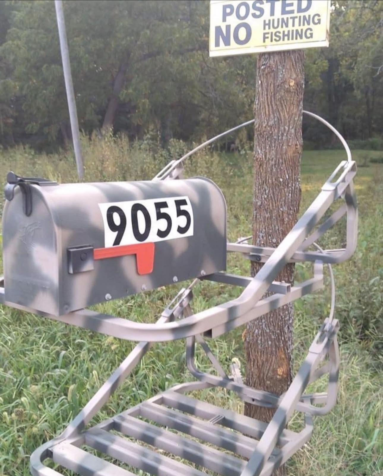The Hunting - The mail man isn’t going to be able to see this guys ...