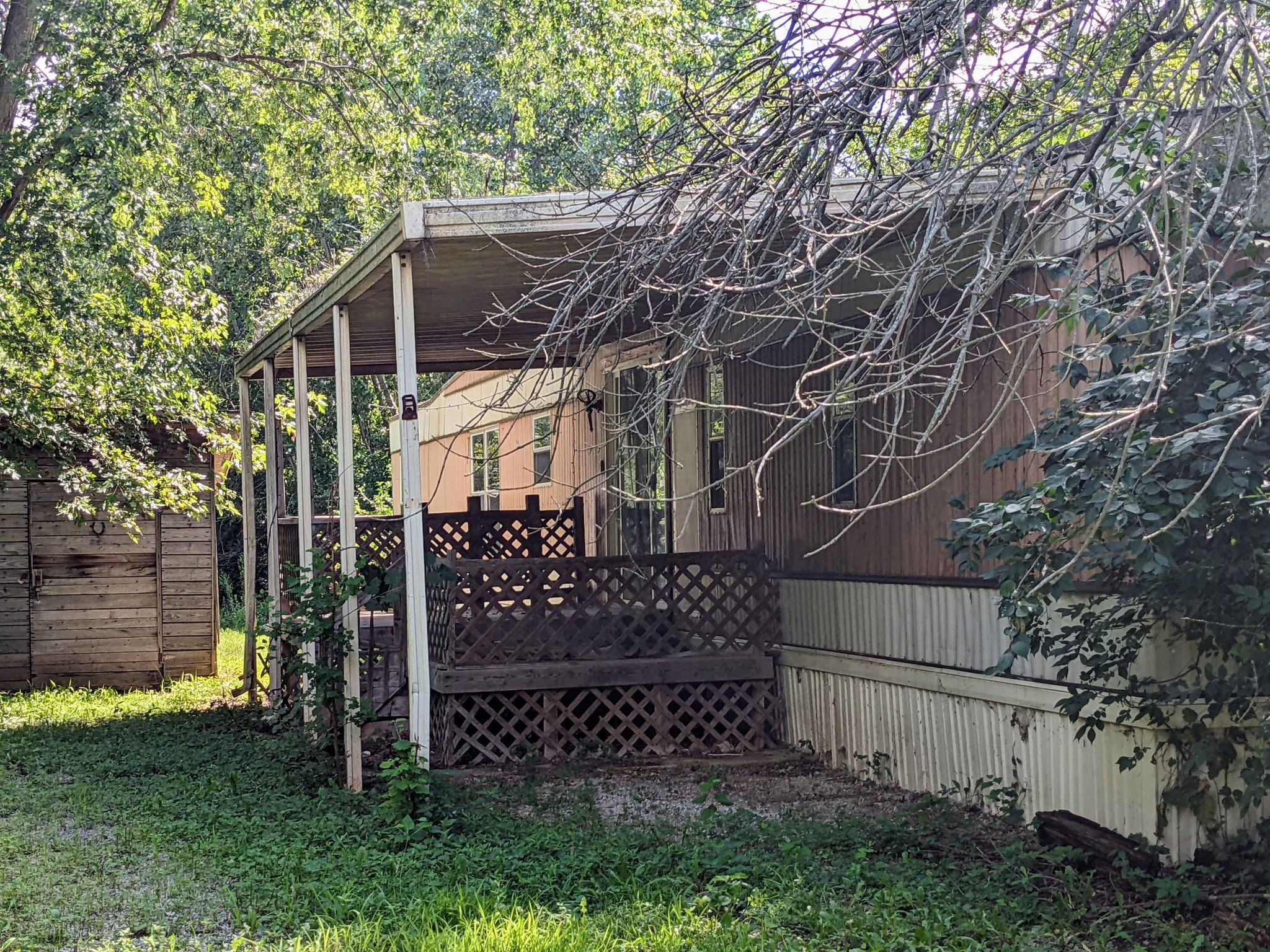 1989 Shultz mobile home PLEASE READ!!!! Property For Sale