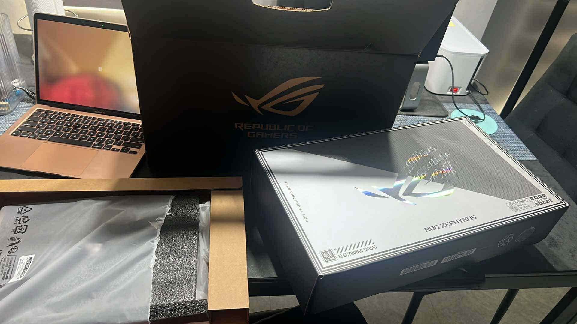 Asus ROG ZEPHYRUS G14 Ryzen 9 7940HS **120k srp (upgraded 16gbram ...