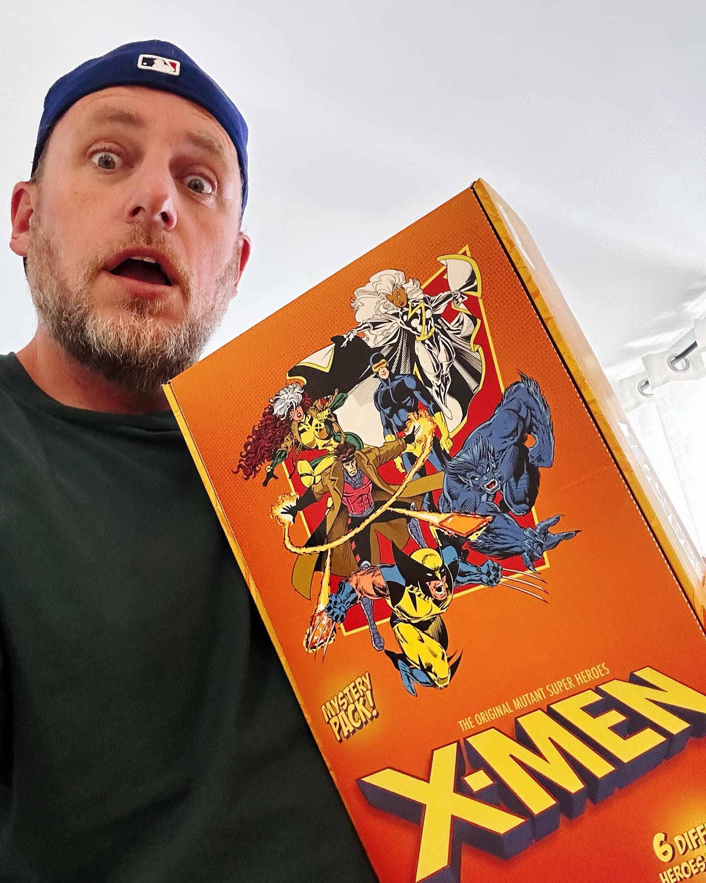 Unboxing X-Men Asics Kith sneakers blind box