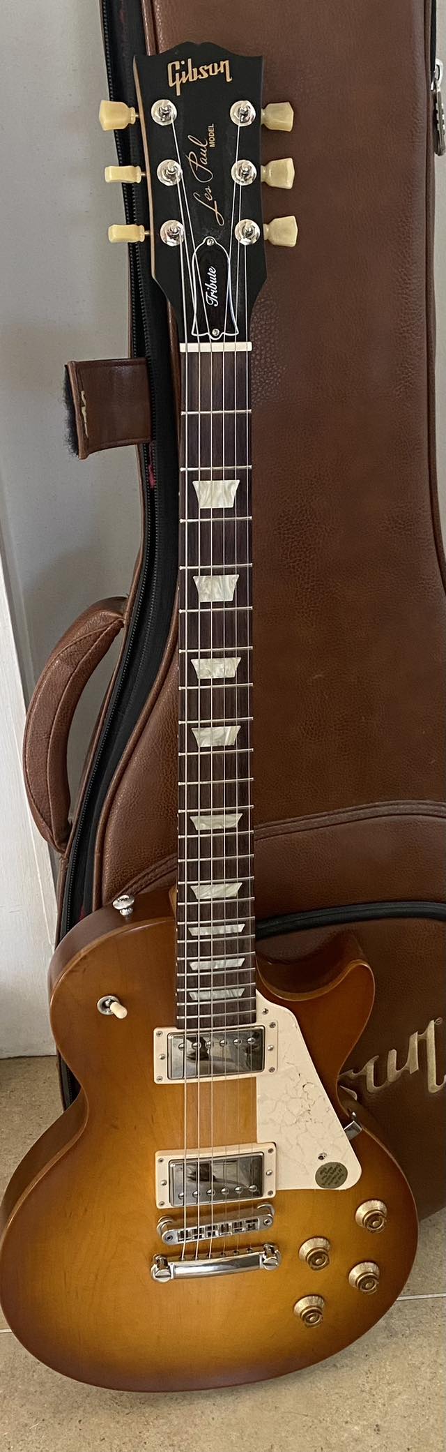 Found 2018 Gibson Les Paul Tribute with slim neck and 498T bridge