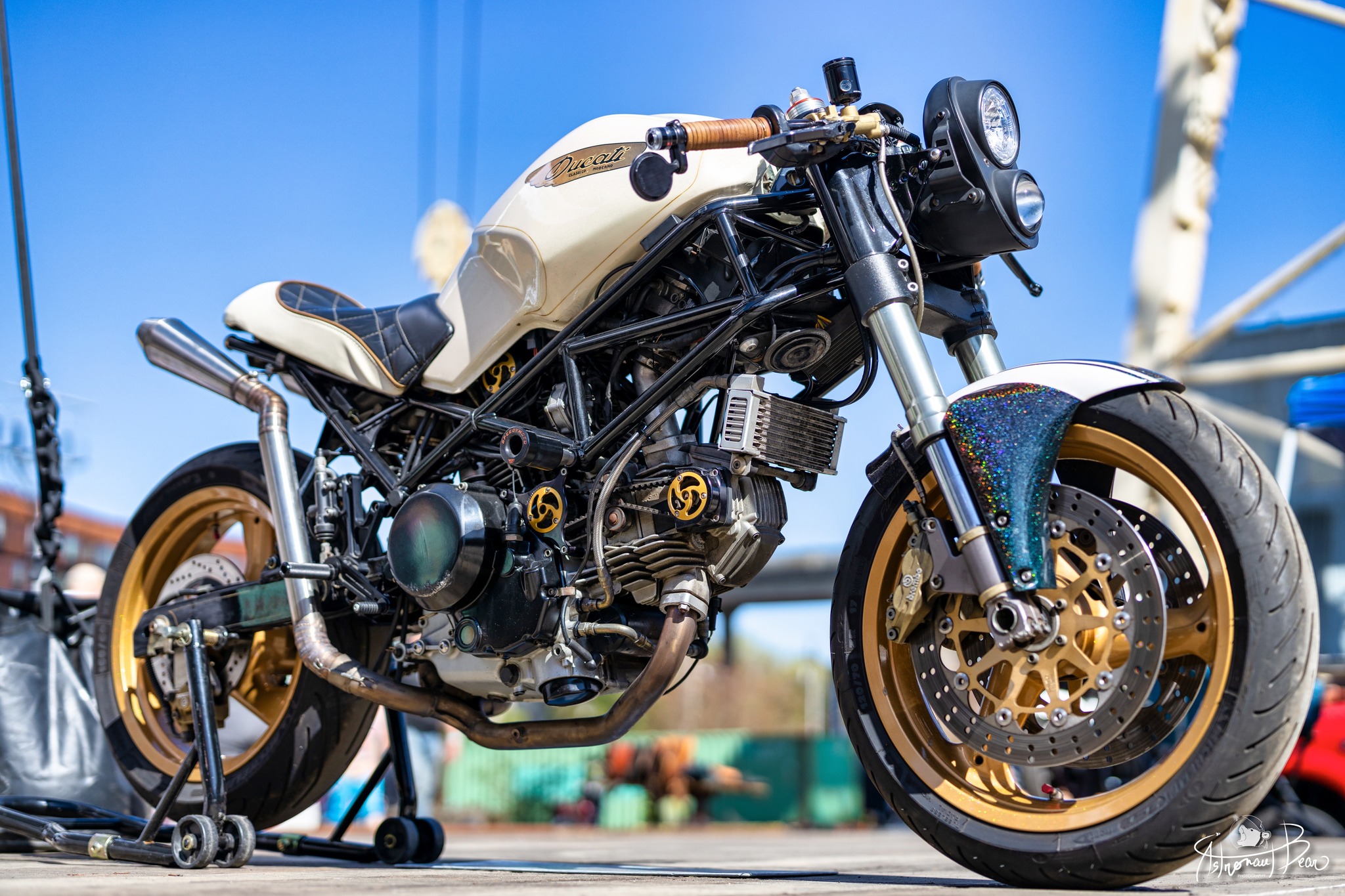 Astronaut Bear - beautiful Cafe Racer Monster...