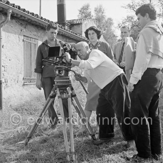 Pablo - Pablo Picasso checking a camera angle (documentary film of ...