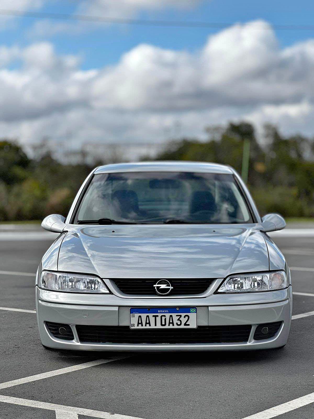2002 Chevrolet Vectra - Commercial Vehicles - Curitiba, Brazil ...