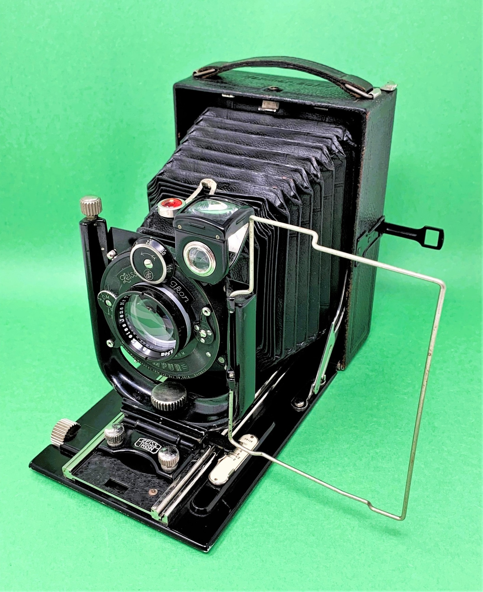 Zeiss Ikon Maximar B 207/7 folding camera details