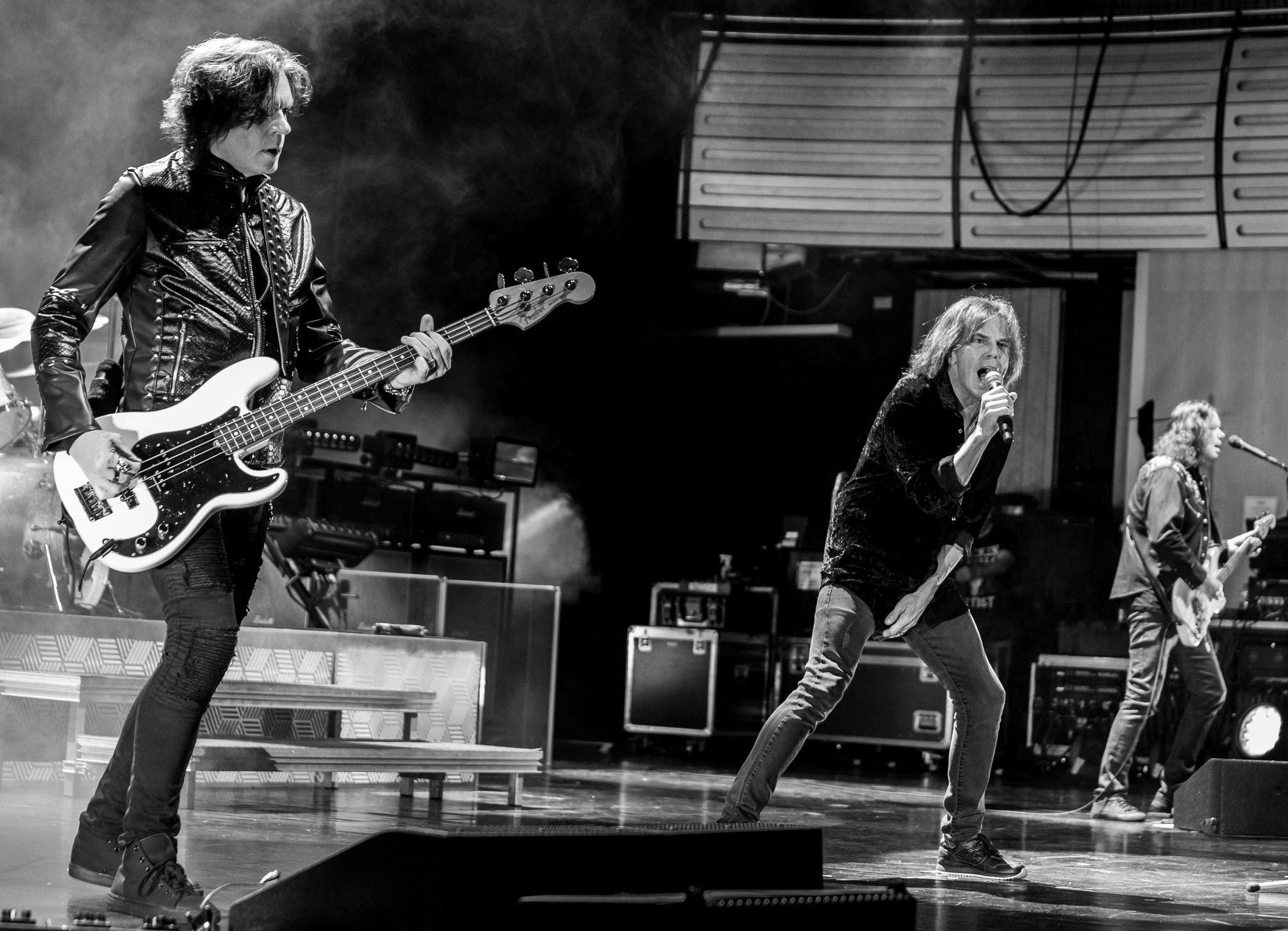 BLUE TEARS ANNOUNCE LIVE ALBUM “LIVE IN THE UK” Melodic hard rock