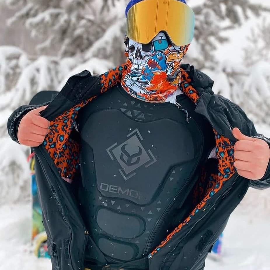 demon snowboard helmet 2019 Black Faktor Snowboarding with built-in Headphones The Faktor snowboard helmet is one of Demons latest additions to their snowboard gear line Blizzard DEMON - Ski helmet