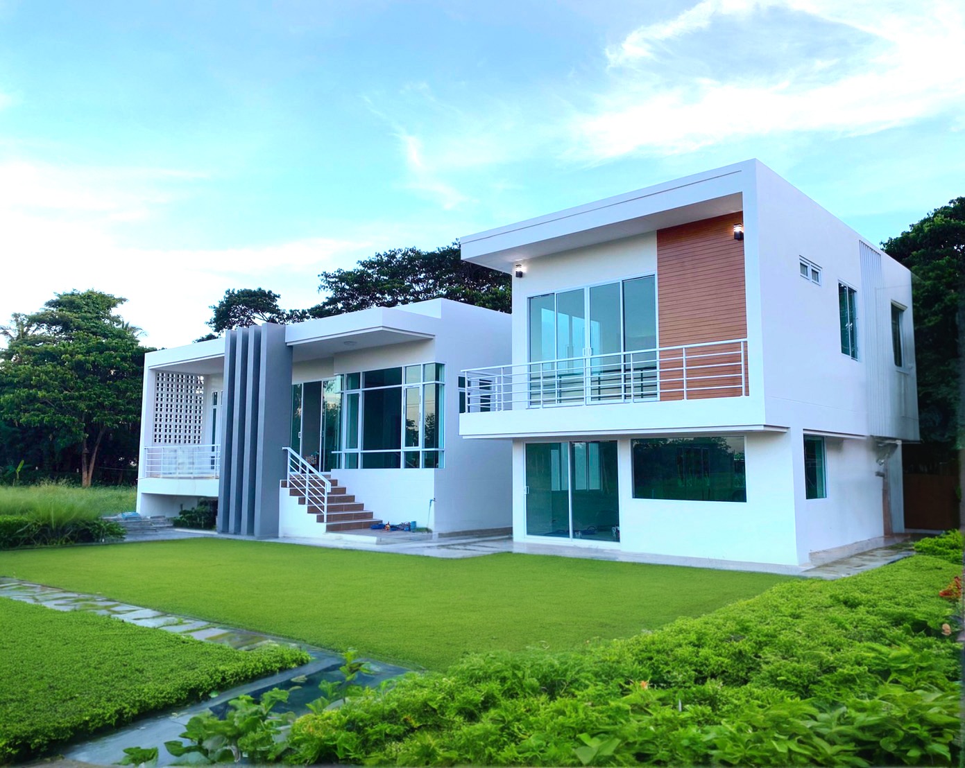 แบบบ้านโมเดิร์น Modern-บ้านป่าตาลโมเดอเรท