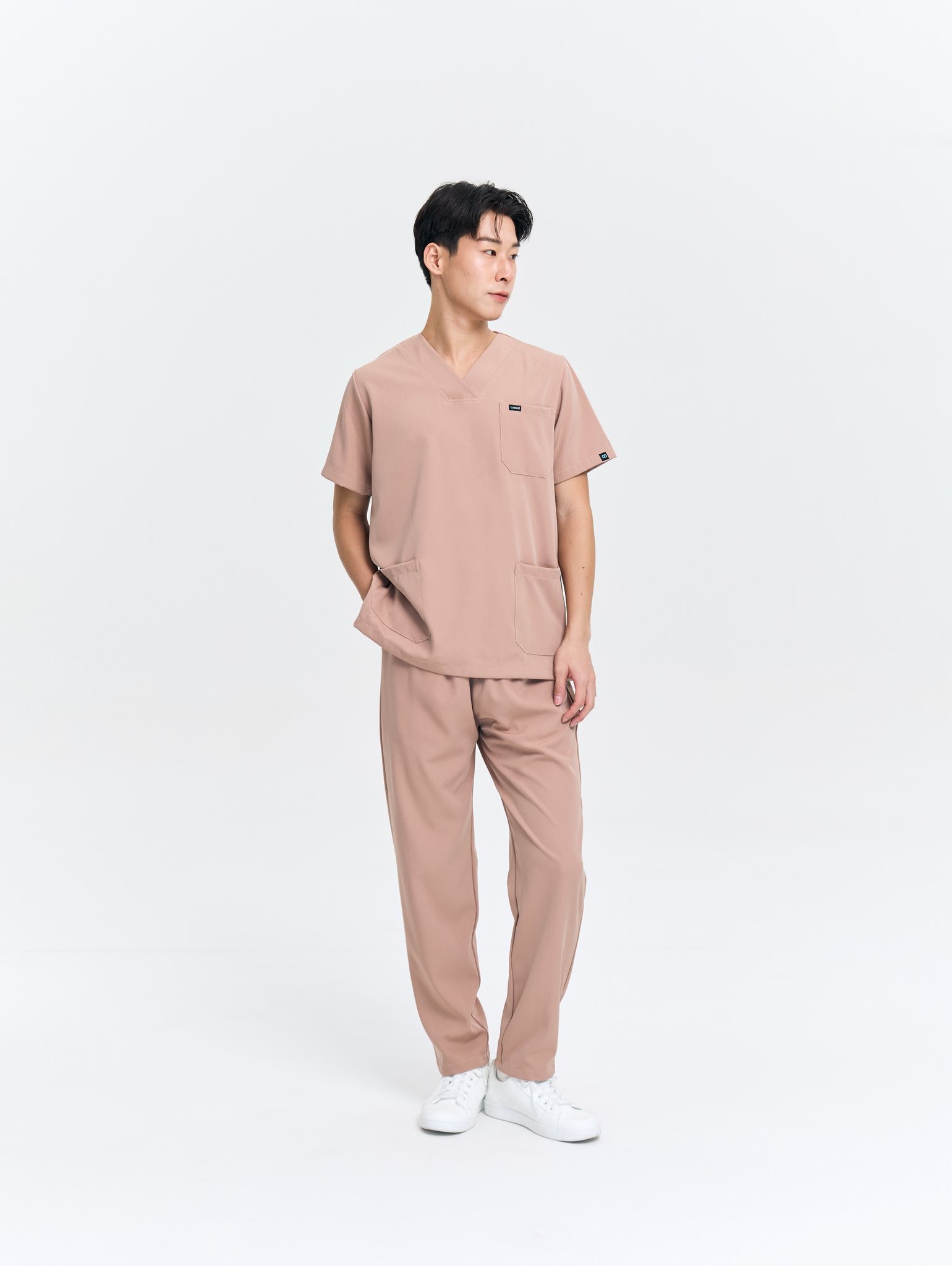 Comed.scrub - RESIDENT 2.0 | CREAMY TAUPE รูปแบบชุดเหมือนรุ่น RESIDENT ...