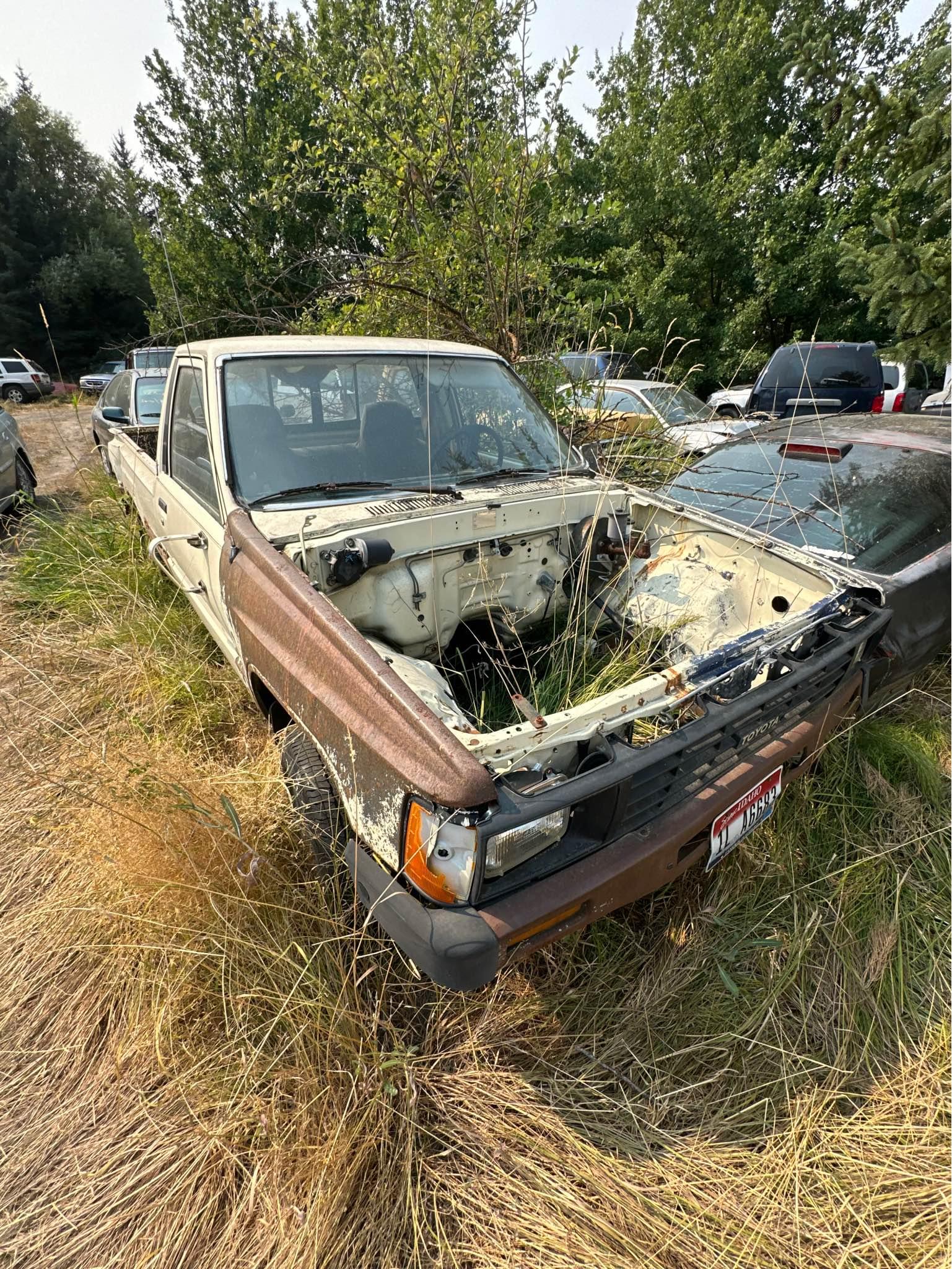 1985 Toyota pick up PASSENGER DOOR - Car Exterior Parts - Moscow, Idaho ...