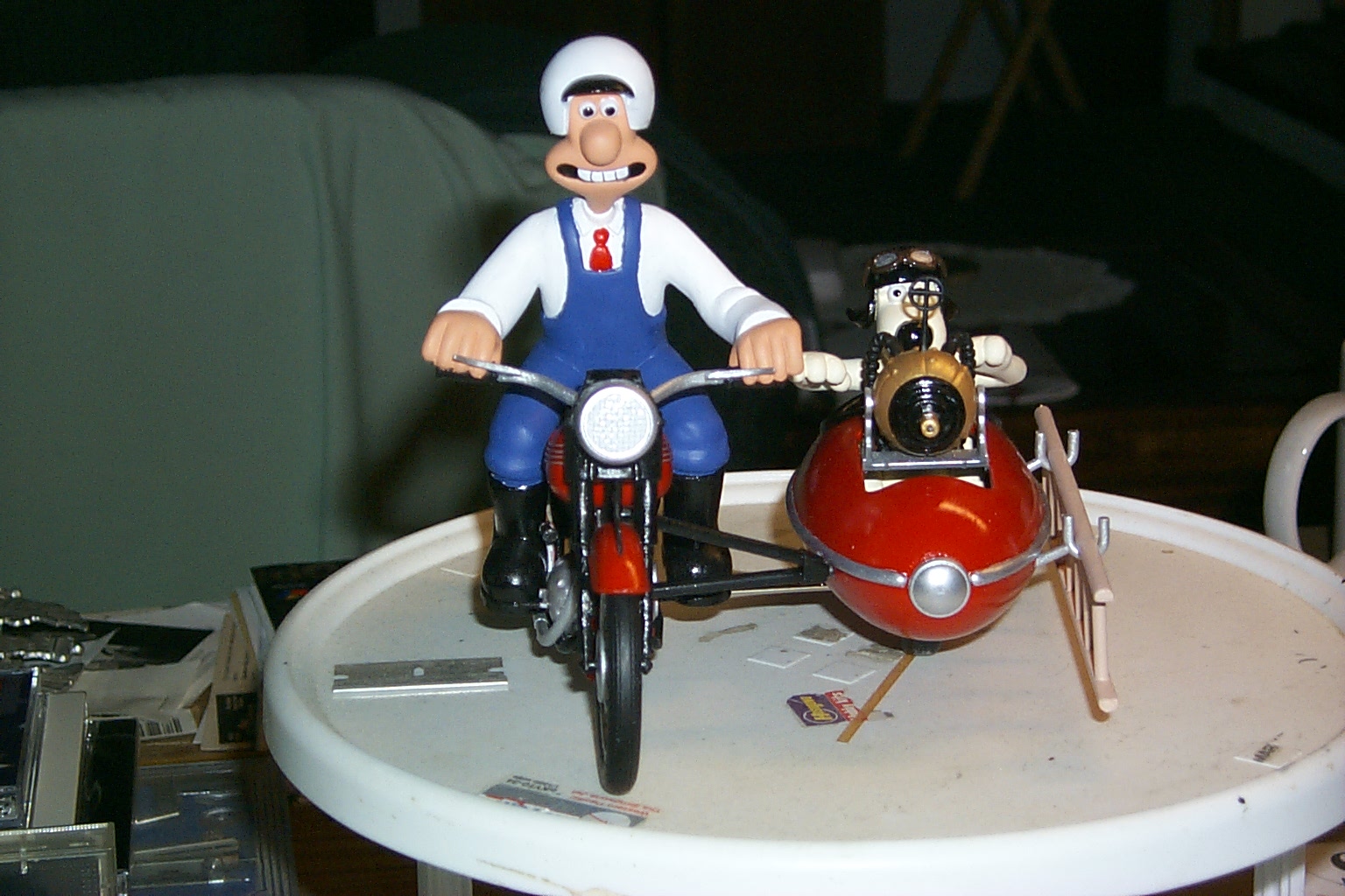 Airfix Wallace & Gromit and Lindberg Flintmobile scale models