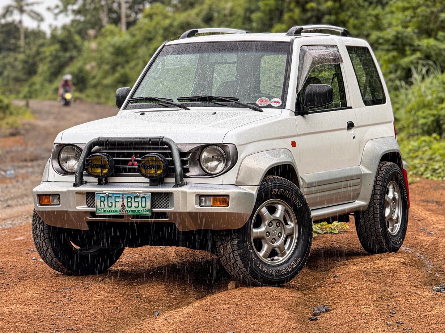 EG CARS PH - 🚨 4X4 MINI BEAST ALERT! 🚨 🔥 PAJERO JUNIOR!!!... | Facebook