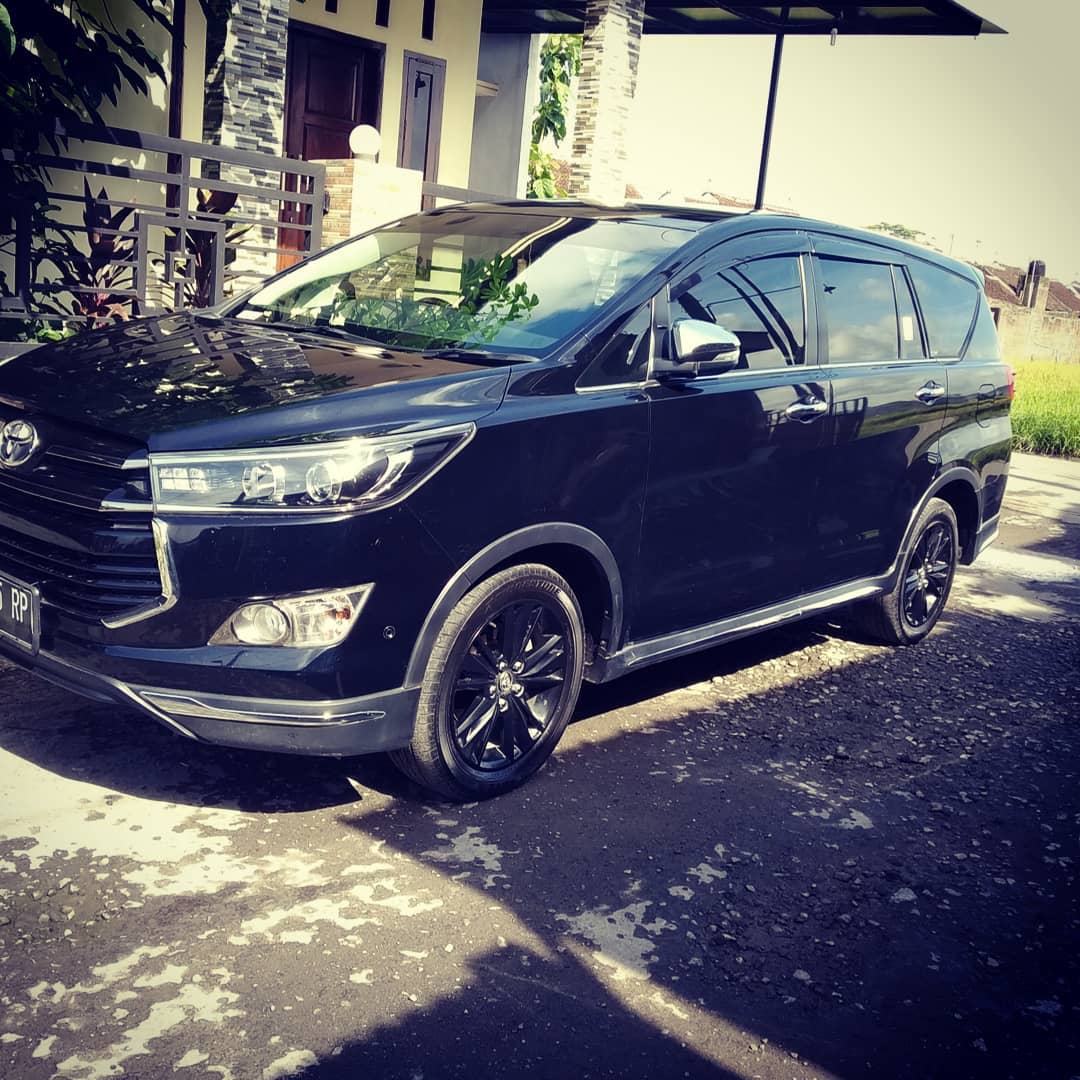 Cocok untuk perjalanan dinas, pribadi... - Rental Mobil UMS | Facebook