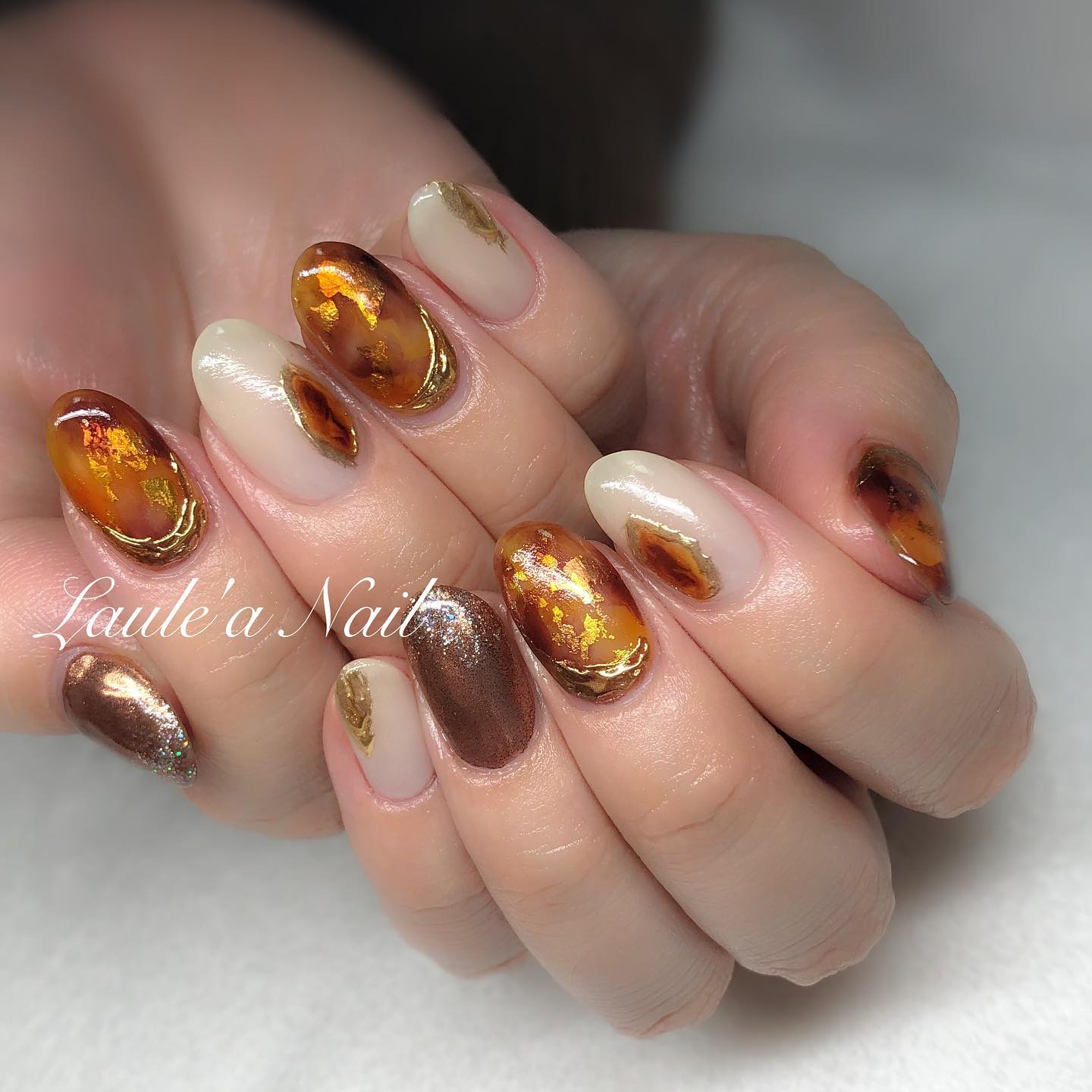 Laule A Nail いつもありがとうございます お洒落な金箔忍ばせべっ甲ネイル Facebook
