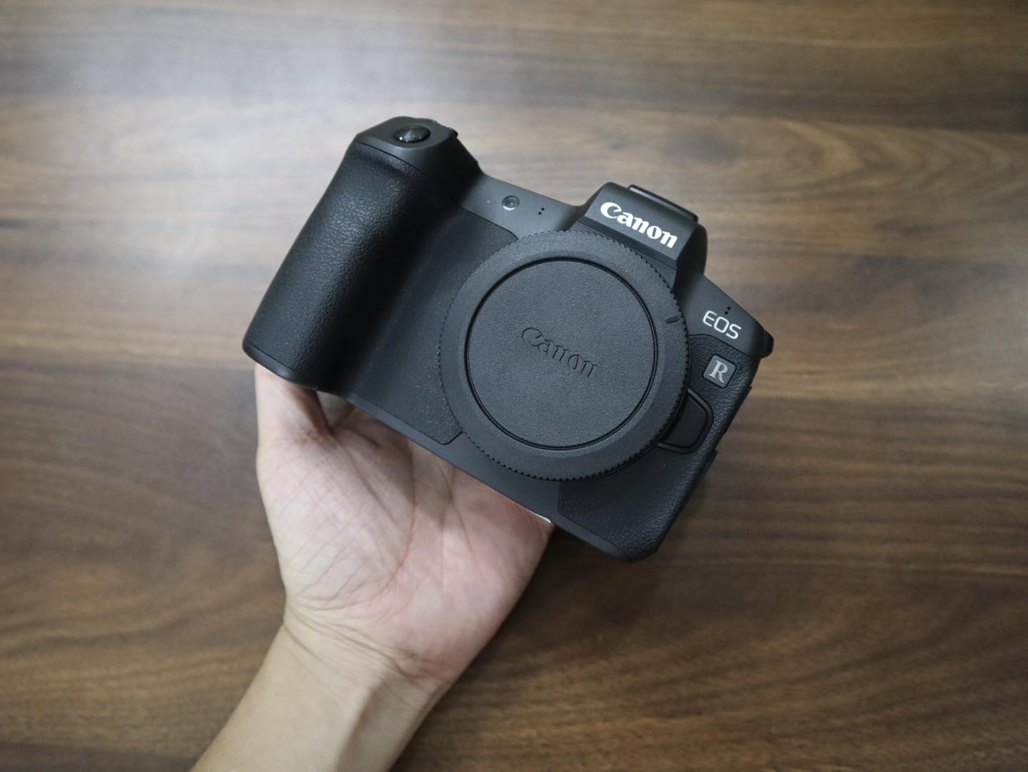 Ken Camera - Máy ảnh Canon R 99% Nguồn gốc nhập Usa có... | Facebook