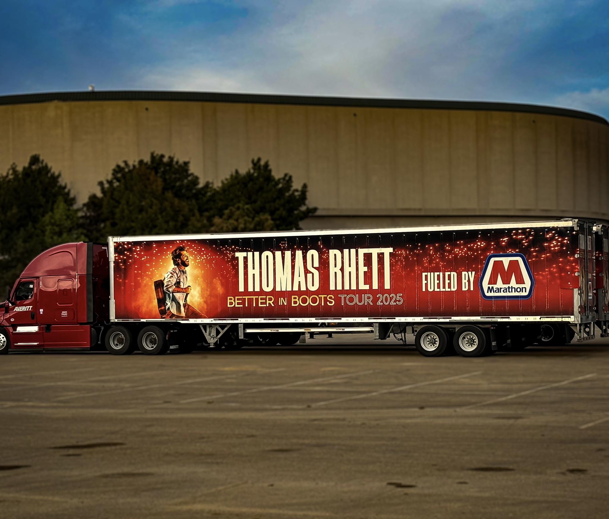 Xtreme - We heard Thomas Rhett and tucker wetmore are on property! (If ...