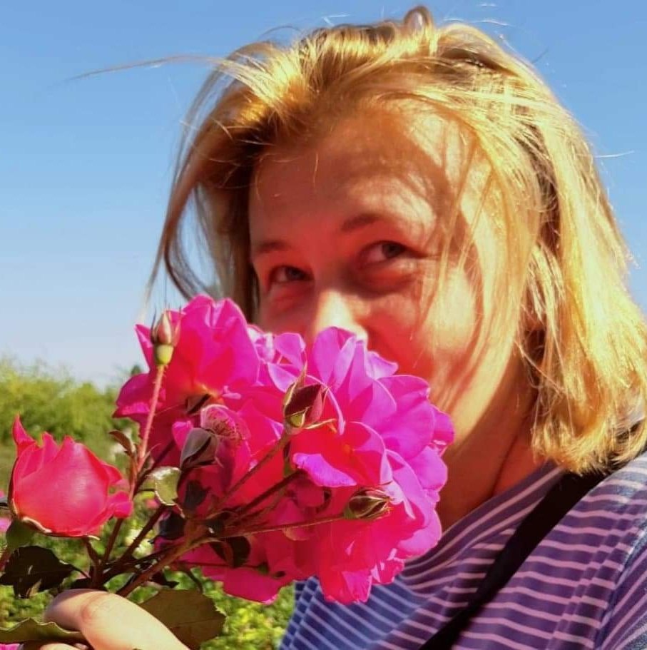Historic Roses | **GHISLAINE DE FÉLIGONDE – a rose named after a little ...