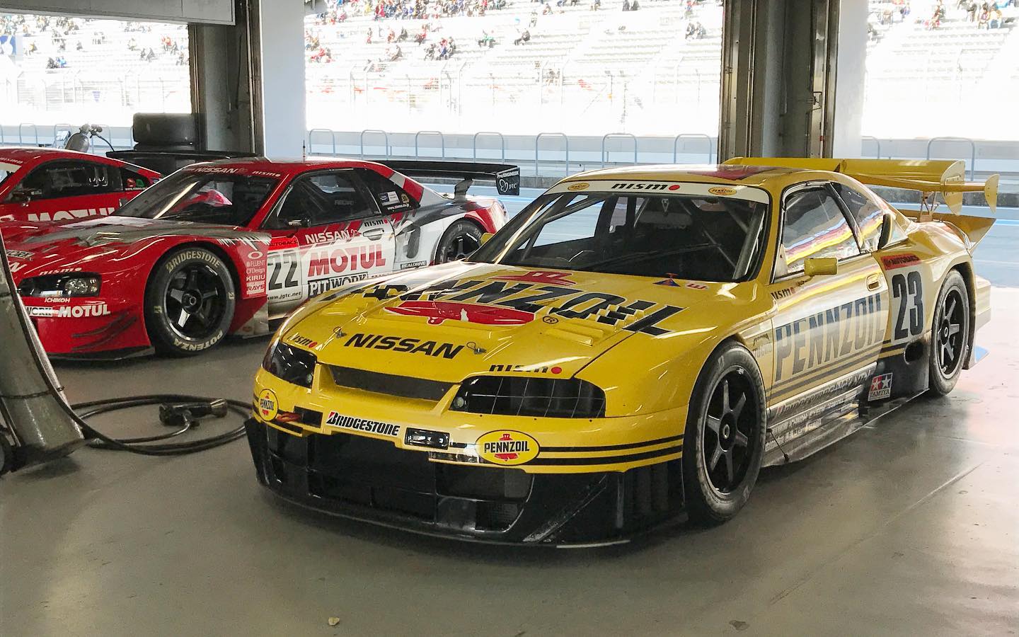 Japanese racing cars: Pennzoil Nismo GT-R replicas