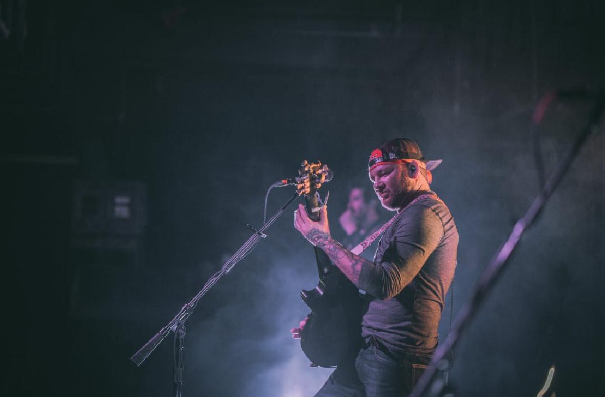 Stoney Larue at Floore's