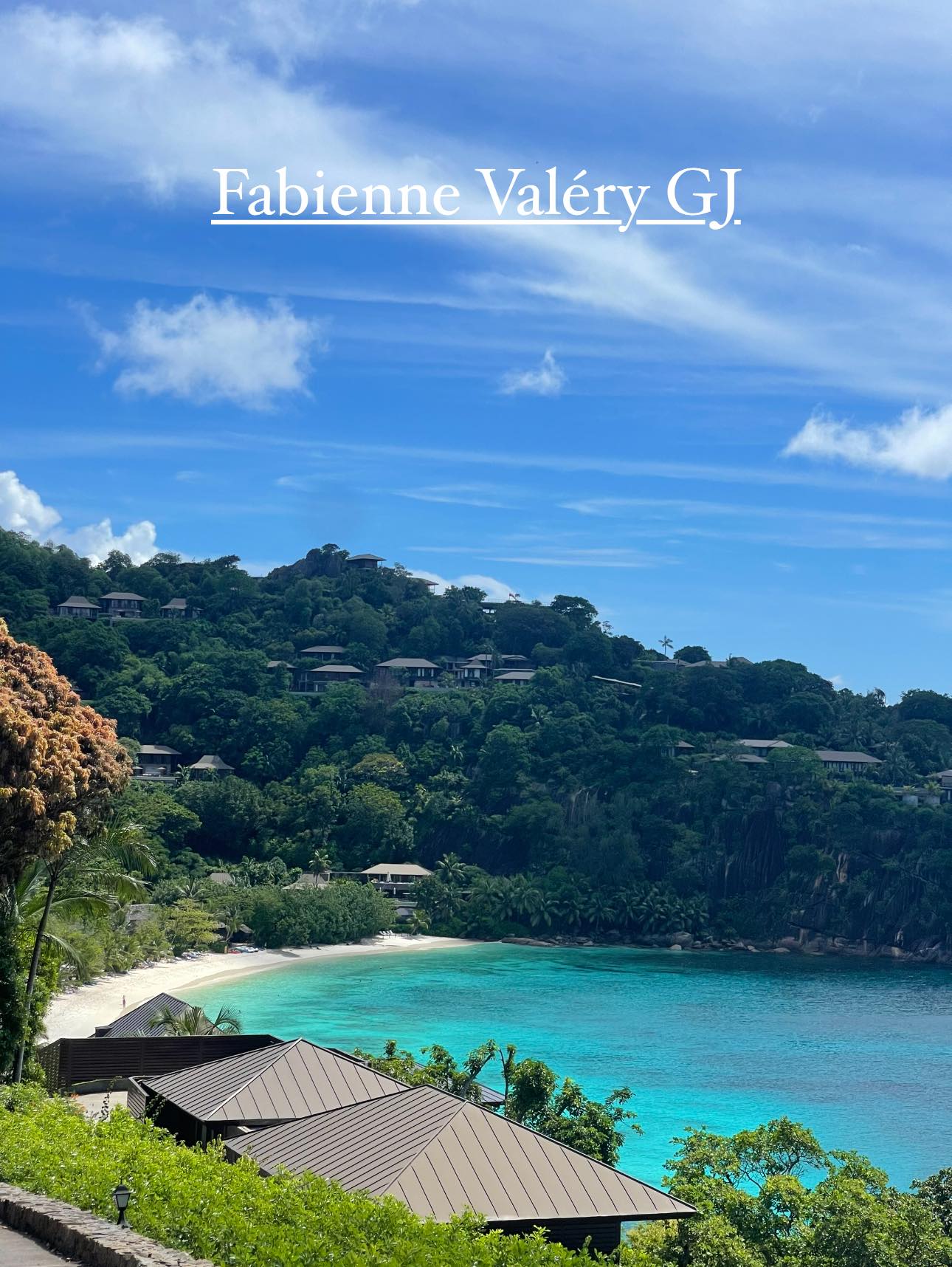 Petite anse Mahé Petite Anse est une plage spectaculaire située 
