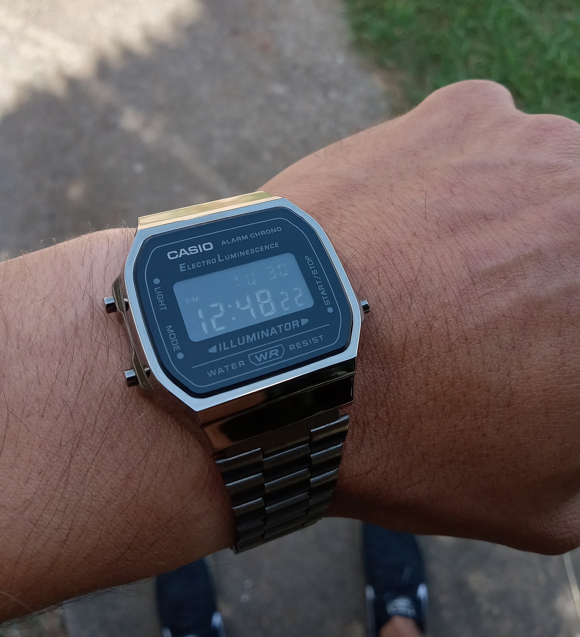 Casio A168WGG-1B comfort review