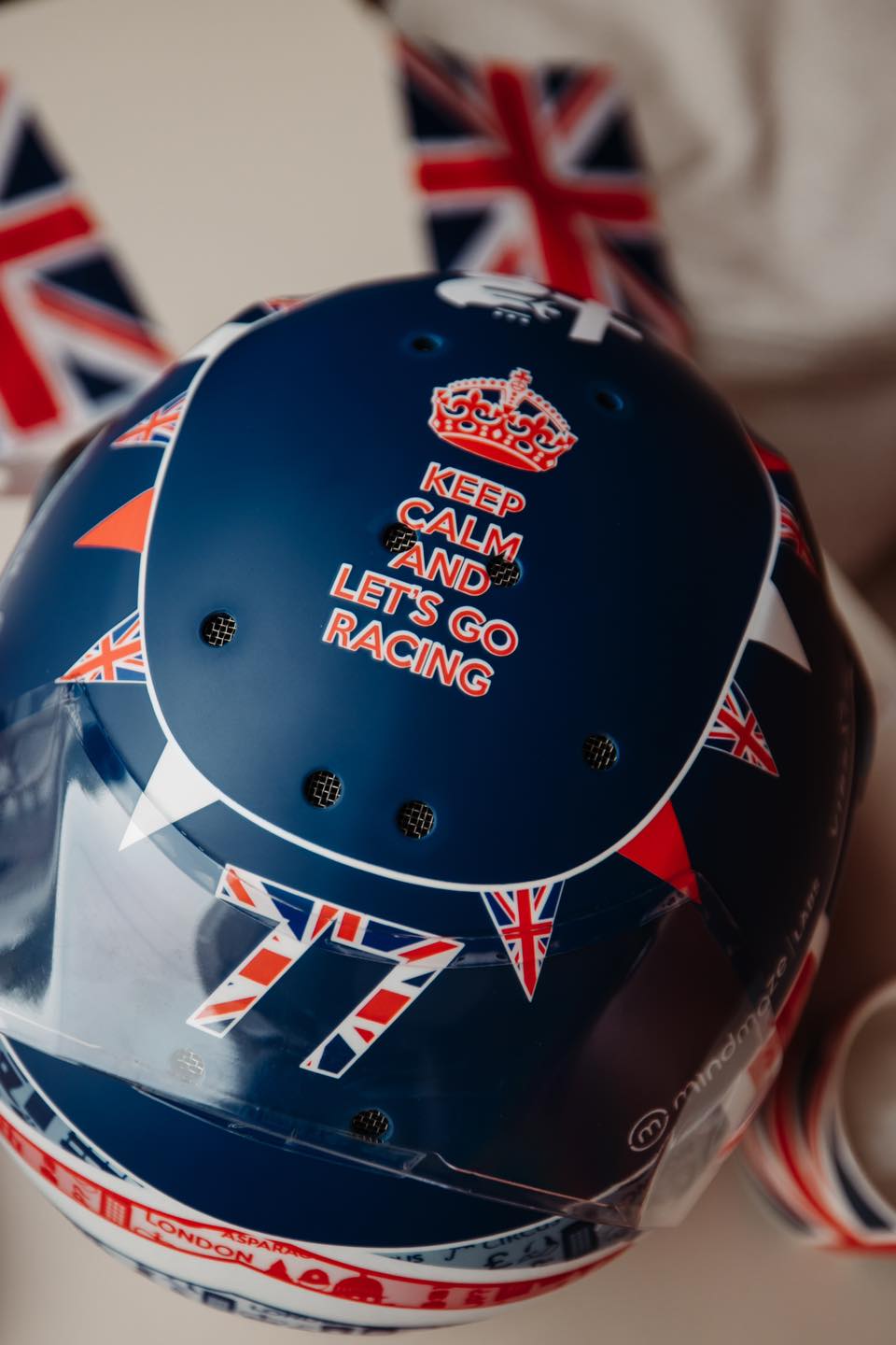 shoei british flag helmet X-Fifteen Marquez 8 2XL art wind tunnel facility to yield the most streamlined and stable X Limited-edition Peter Hickman replica Shoei