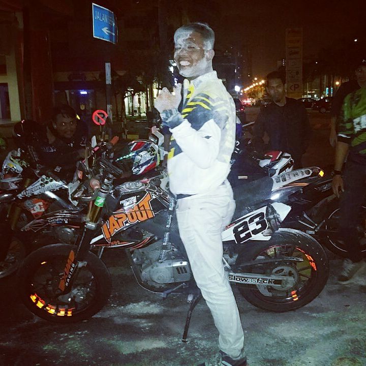 Ronin motard rider