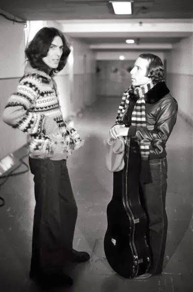 49 YEARS AGO ON THIS DAY in 1976, Paul Simon hosted NBC's Saturday