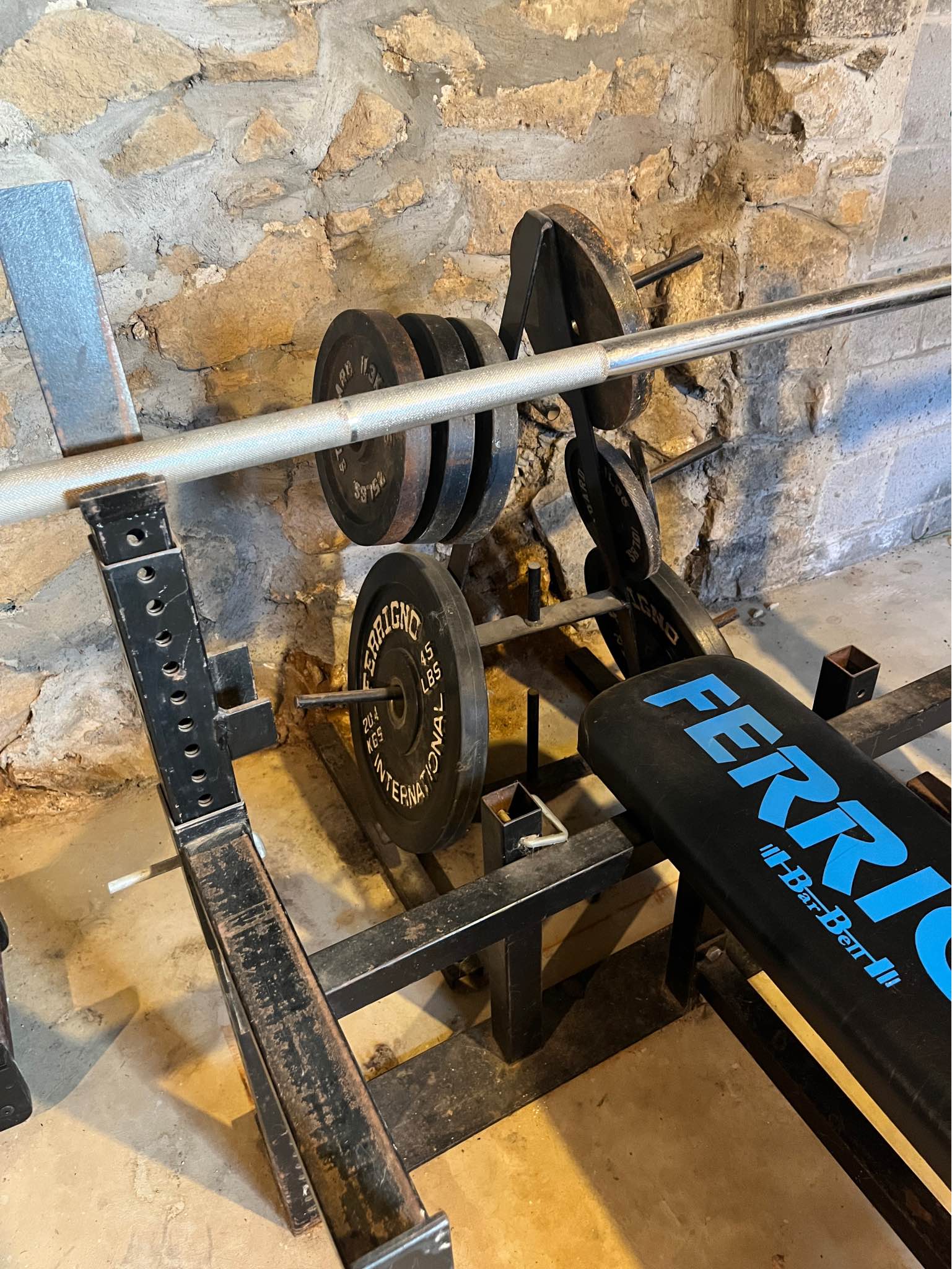 Weight bench and weights - Weight Lifting Machines & Racks - Long ...