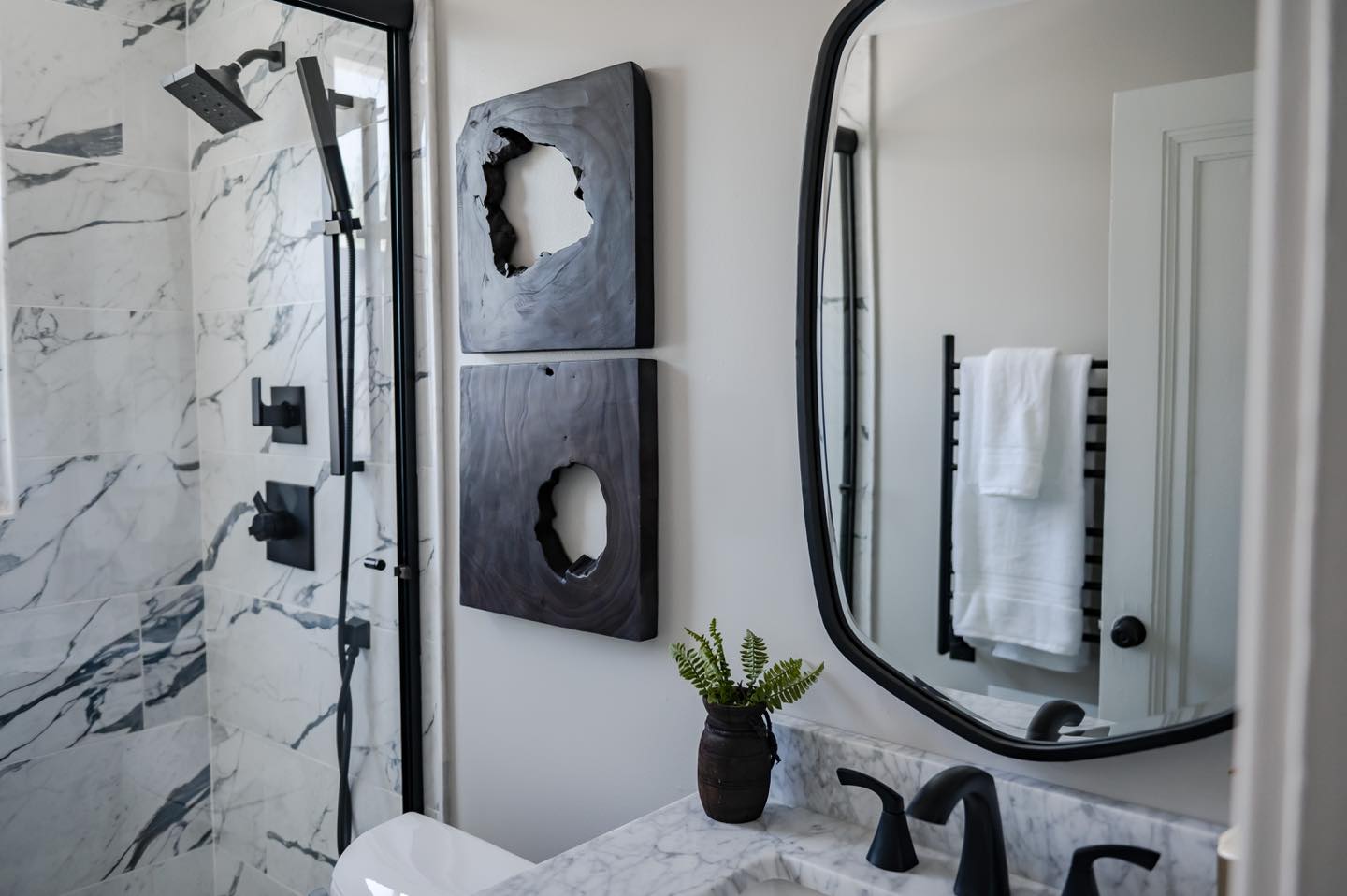 ️🚿Small spaces and Great Design🚿 ️... - KP Designs Group | Facebook