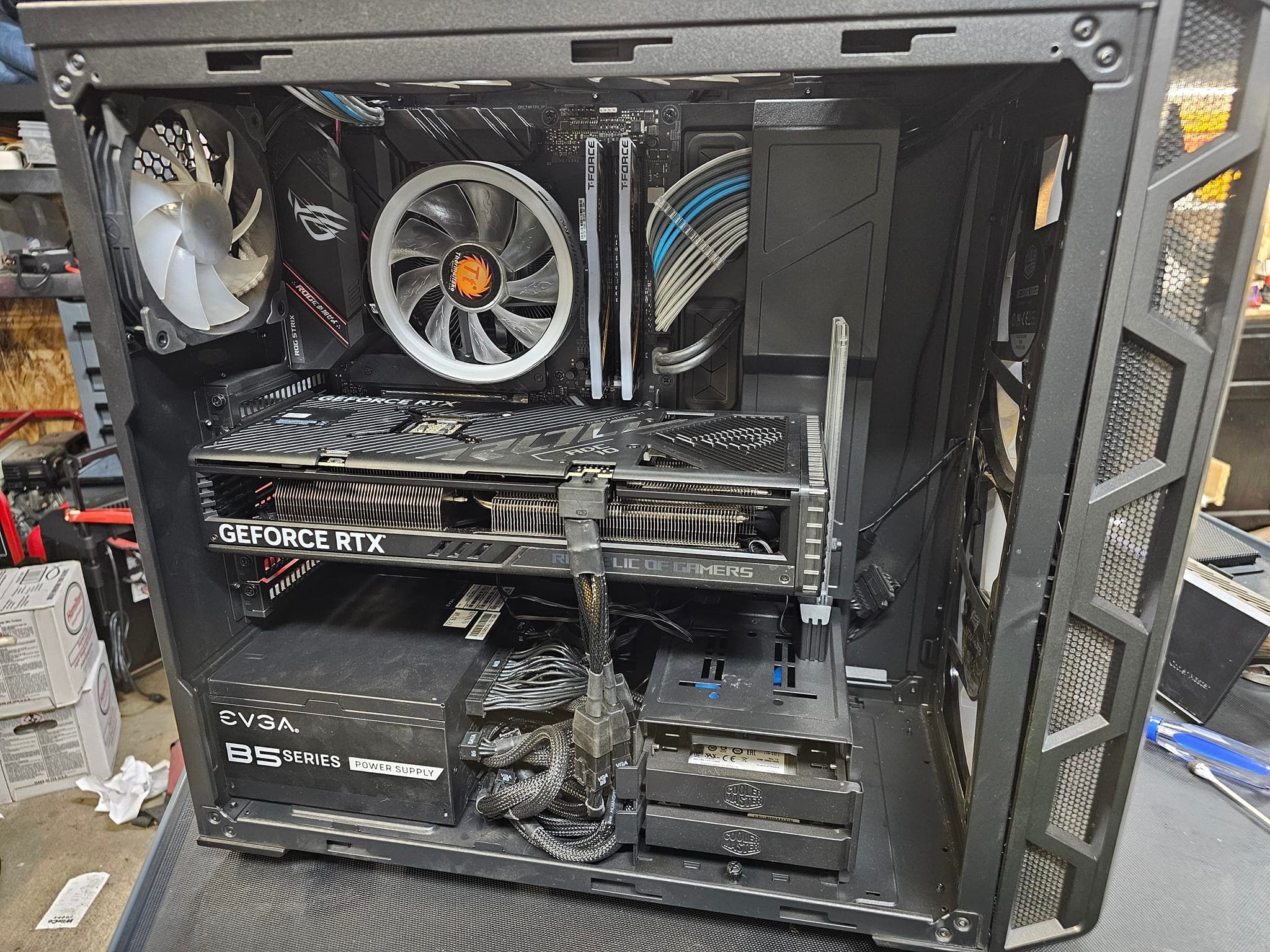 Is Intel i7-7700K and Strix Z270F motherboard holding back NVIDIA