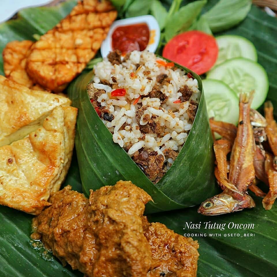 Tips - Ayam Suwir Pedas . Bahan: 1/2 kg dada ayam, rebus suwir 130 ml ...