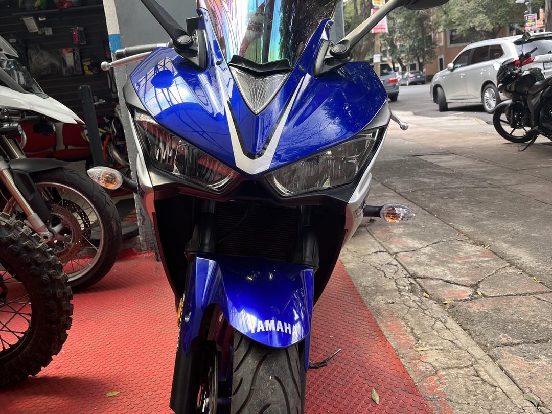 AV MOTO - “VENTA” YAMAHA R3 2017 Factura original Todo al...