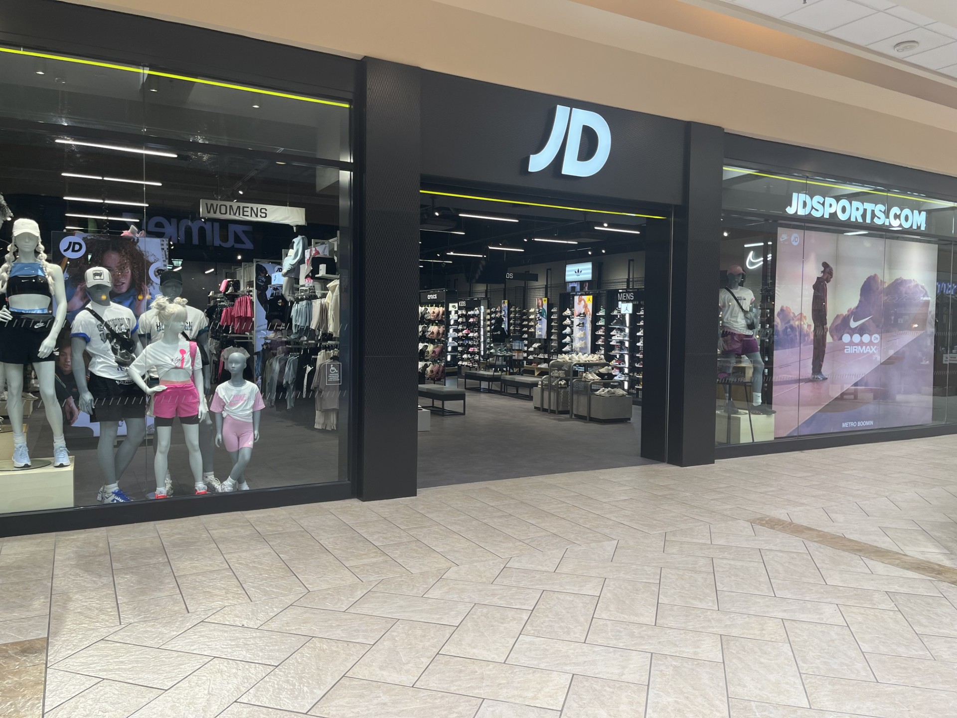 New Store Alert Check out the... - Patrick Henry Mall