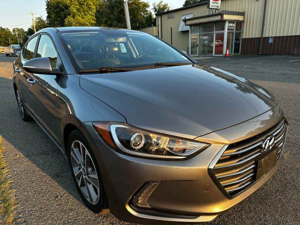 2017 Hyundai Elantra · Limited Sedan 4D - Cars & Trucks - Latham, New ...