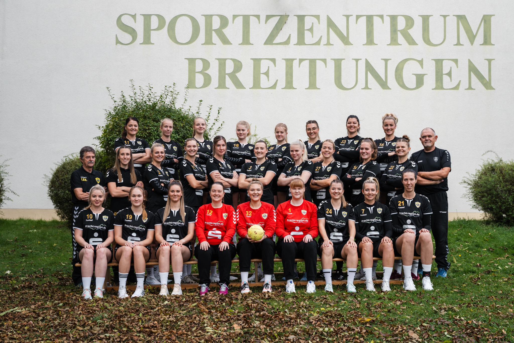 FSV - + GEWINNE 1 VON 10 FSV-KAFFEETASSEN 🎁☕️ + Hallo liebe Breitcher ...