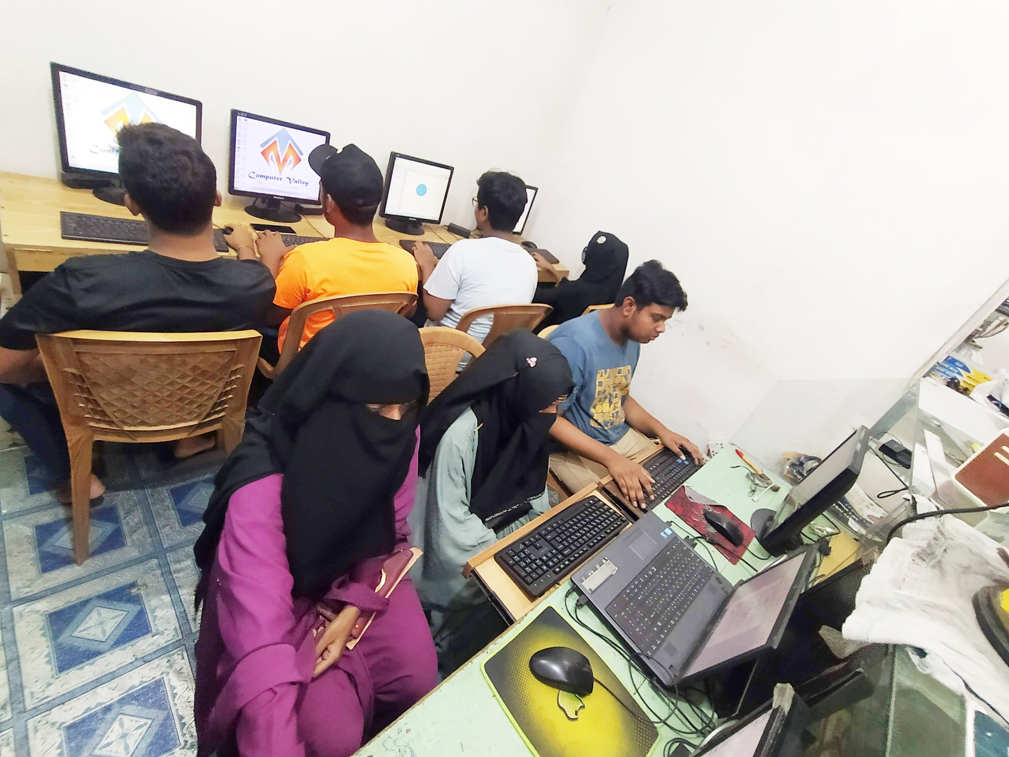 M Computer Valley | Rupshi