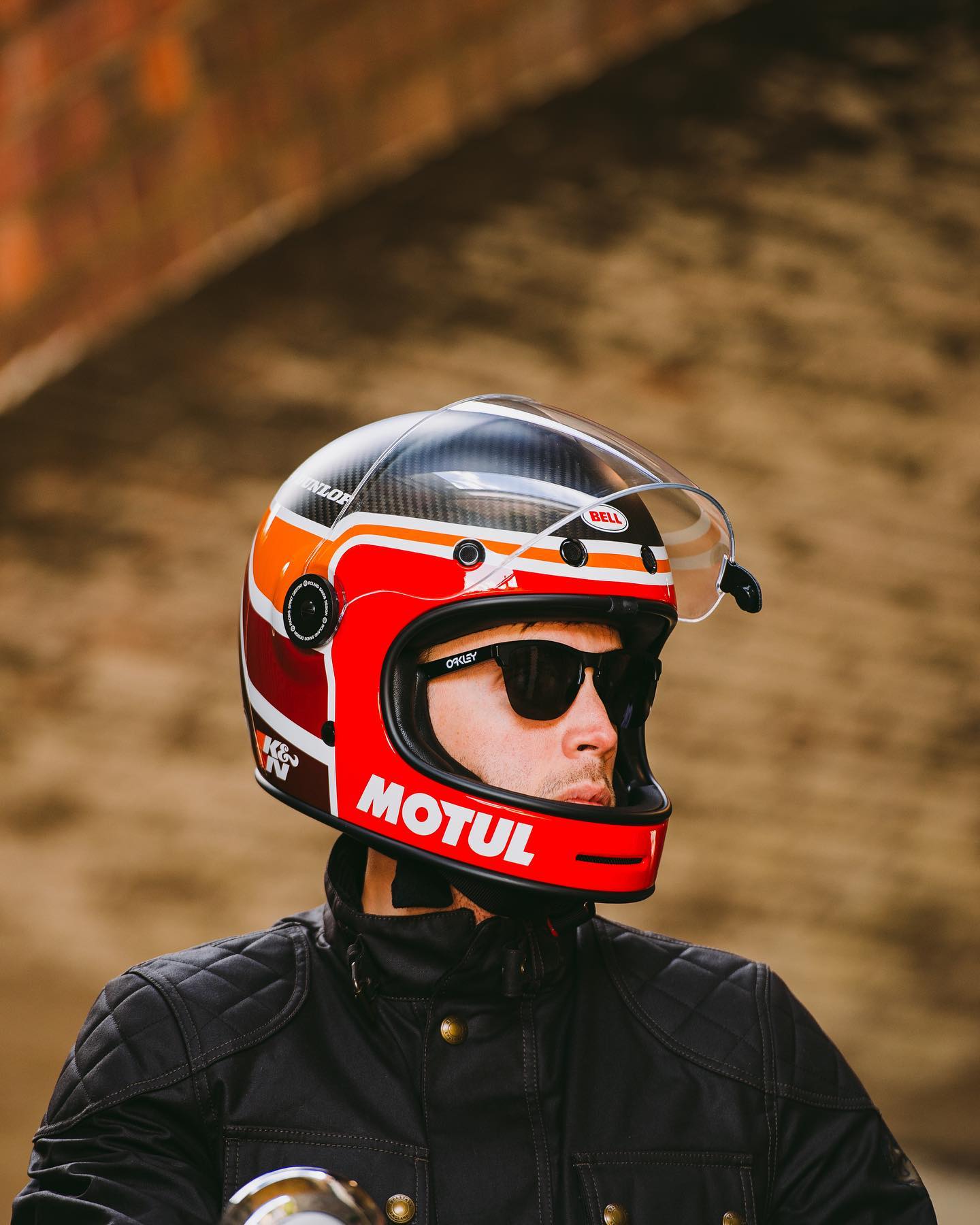 Urban Rider - The Carbon Editions of the famous Bell...