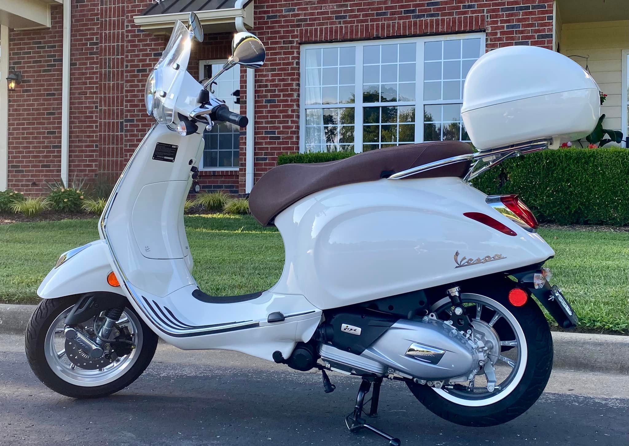 Vespa Primavera Picnic. This beauty is a one of a kind design with 