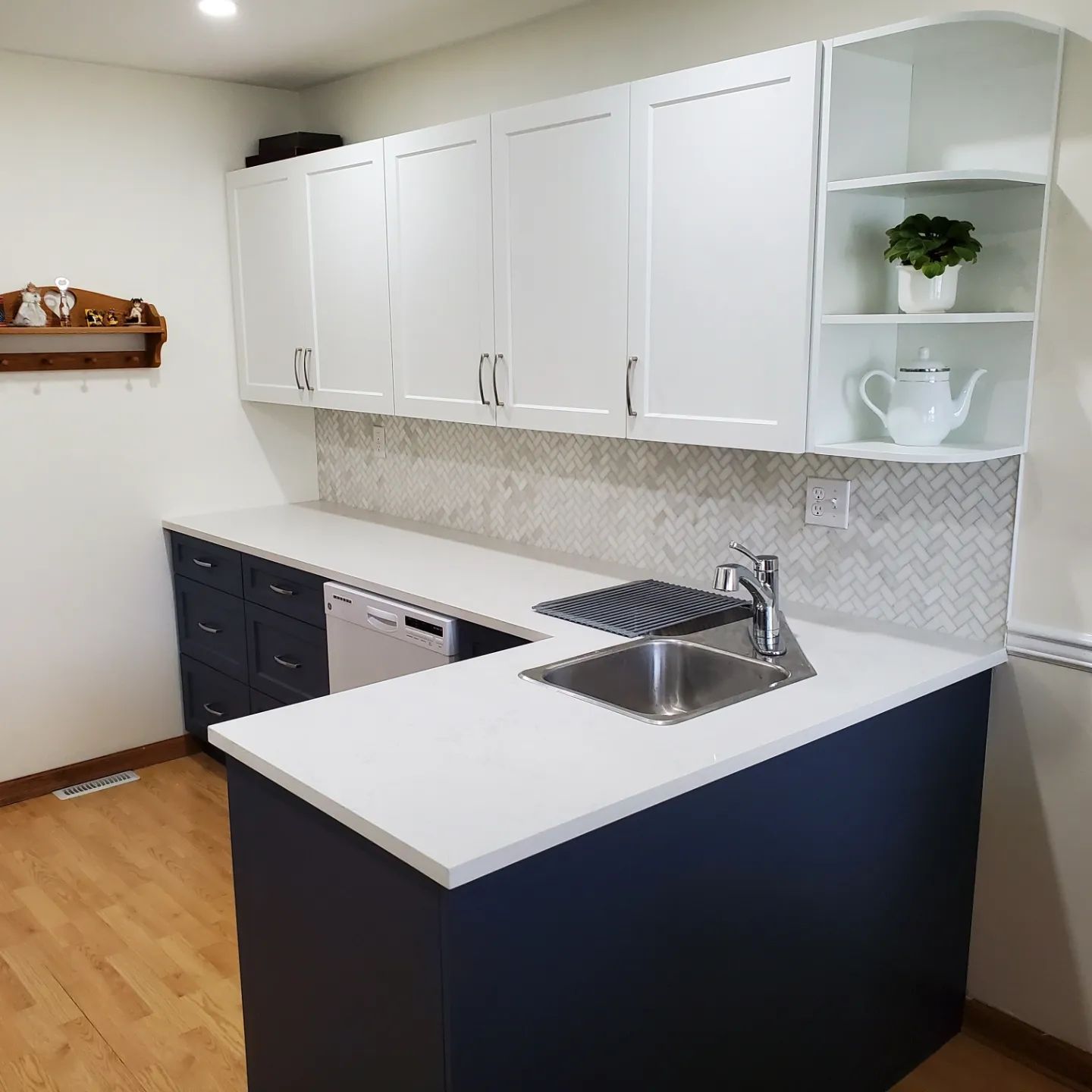 Adam's Cabinet Refacing | Frankford ON