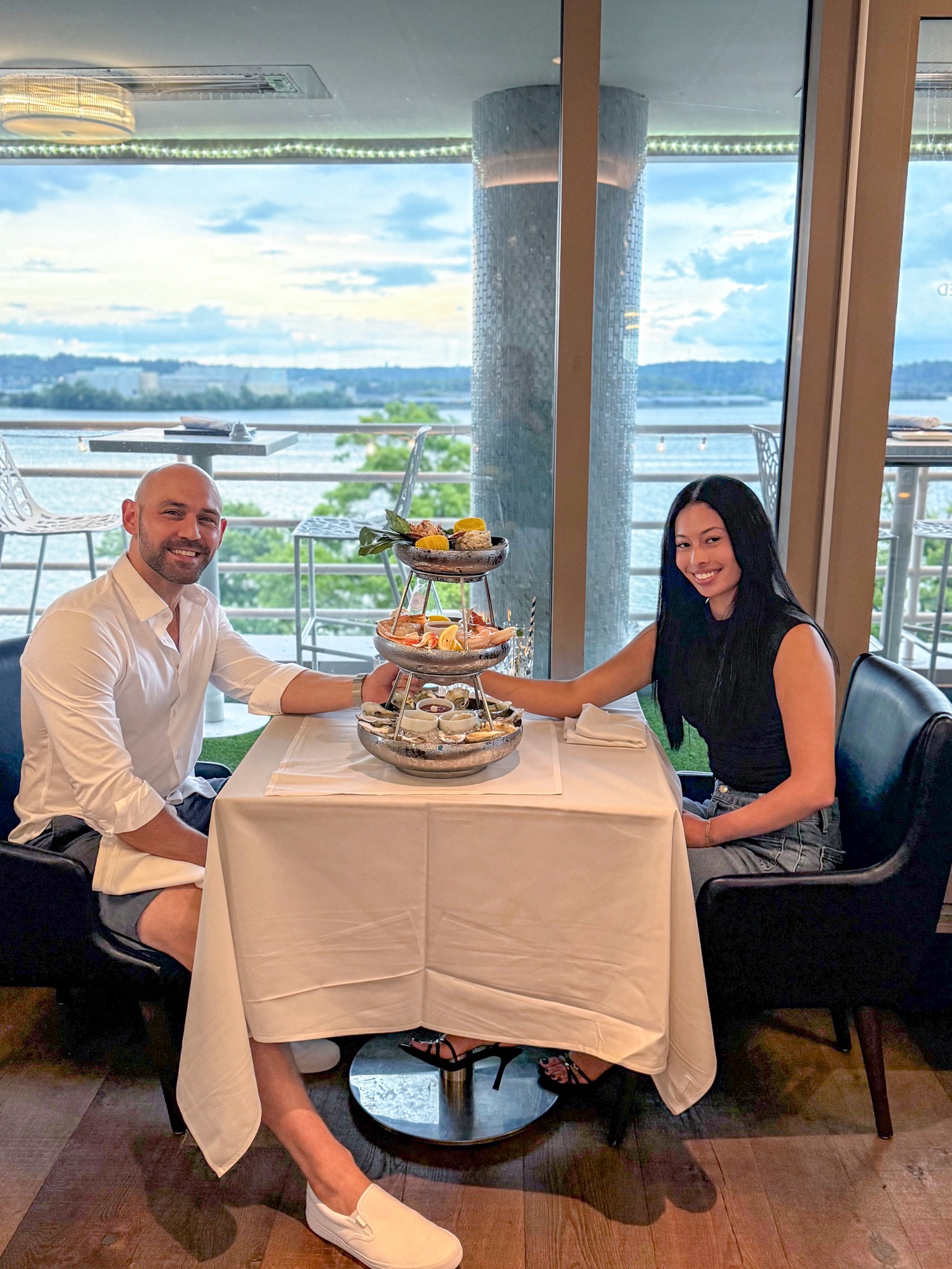 jula's on the potomac dress code for ladies Love is in air at the Potomac. Whether you're toasting to friendship with your favorite girls or savoring an intimate evening with your sweetheart, Valentine's Weekend is designed to Glamorous Headwear