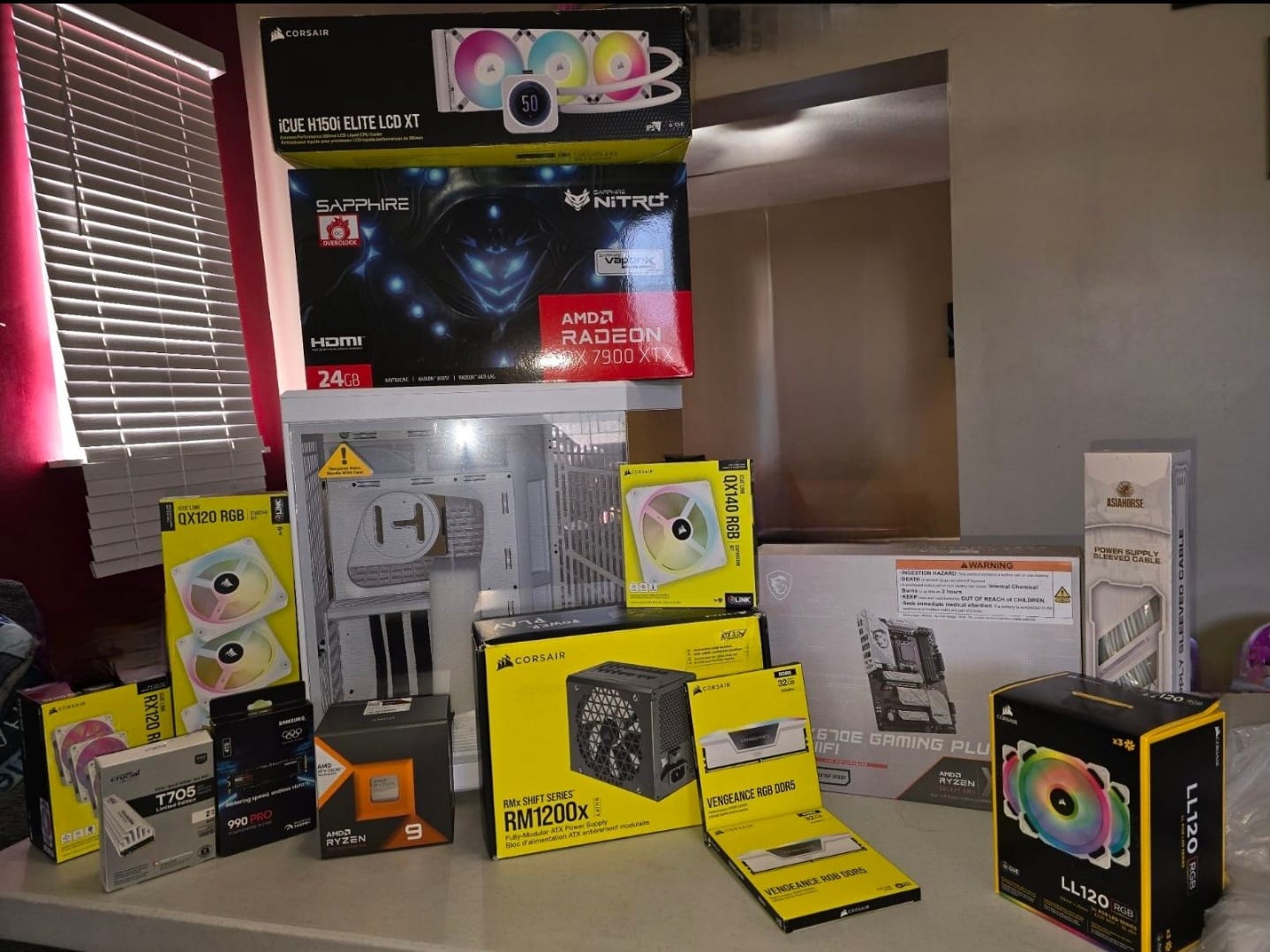 Ryzen 9 7950x3d and rx 7900 xtx gaming pc build