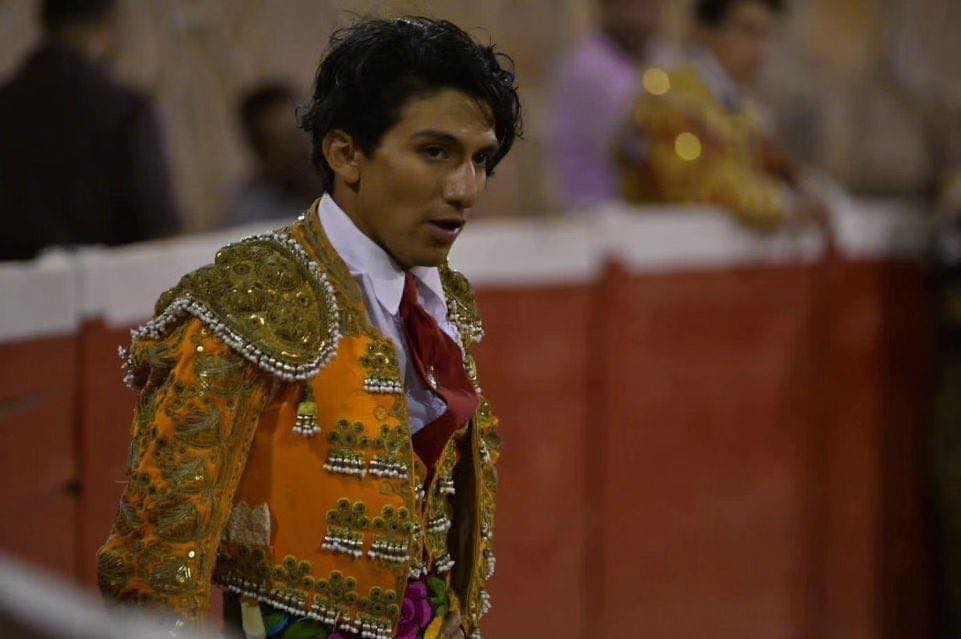 Tauro - 🇲🇽 Plaza de toros Monumental de Zacatecas 📍 El cierra plaza ...