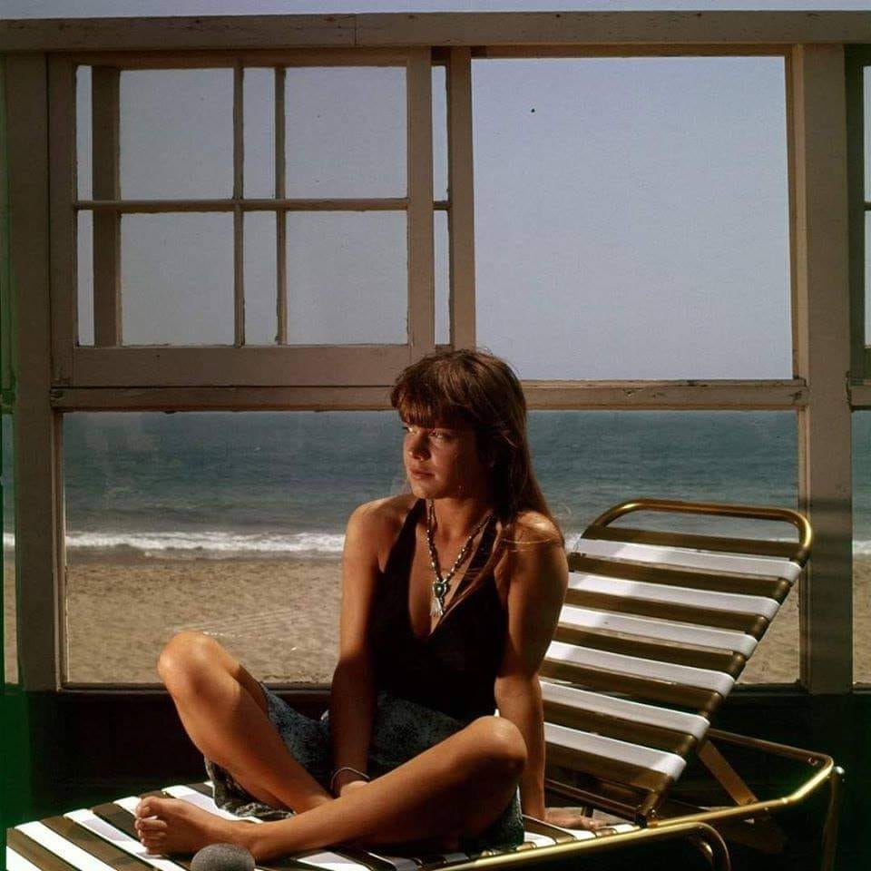 The great, late Valerie Carter.